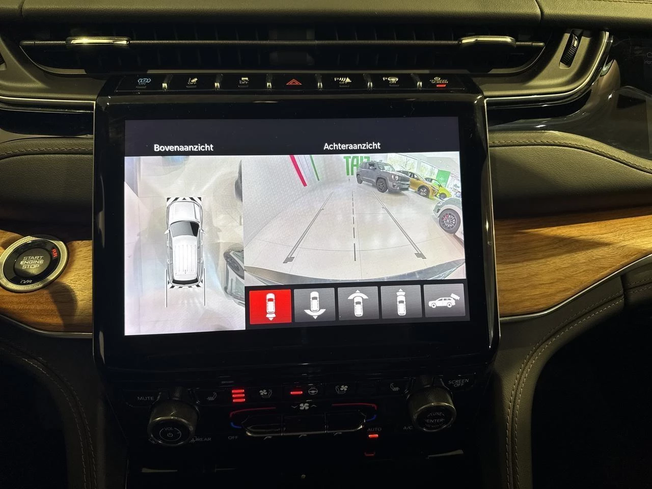 Jeep-Grand Cherokee-image-18