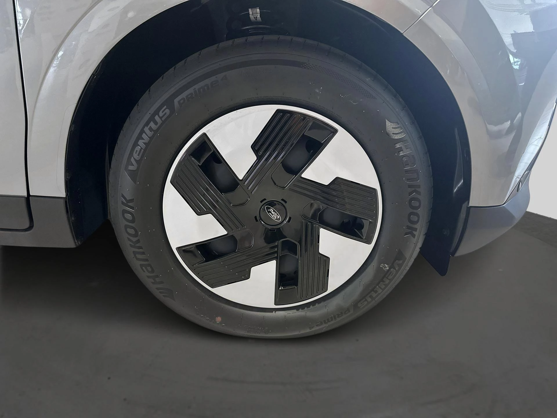 Ford-Tourneo Courier-image-5