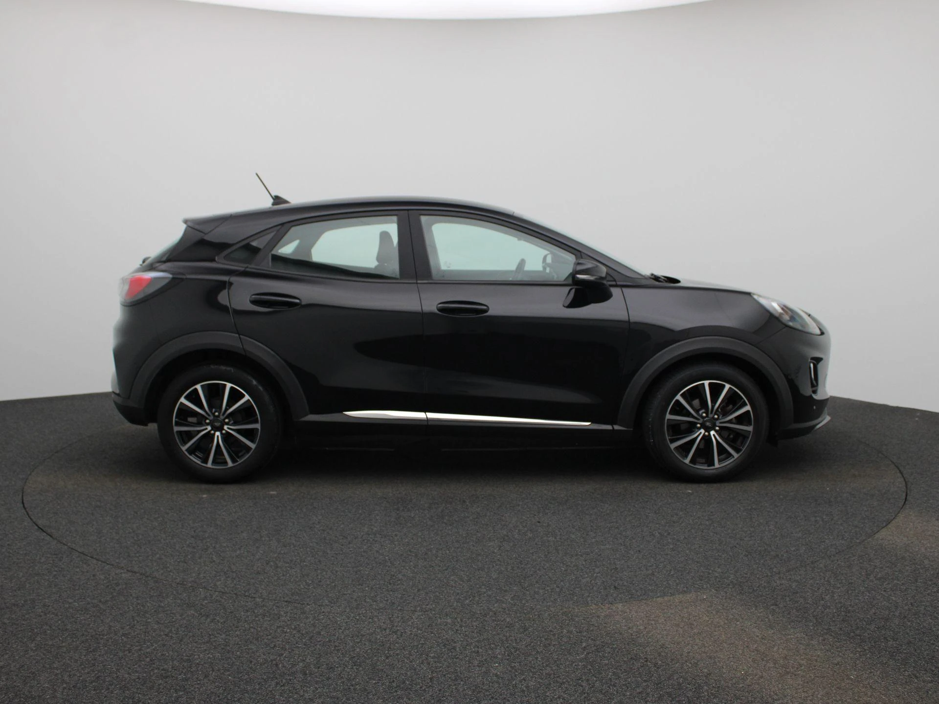 Ford-Puma-image-7