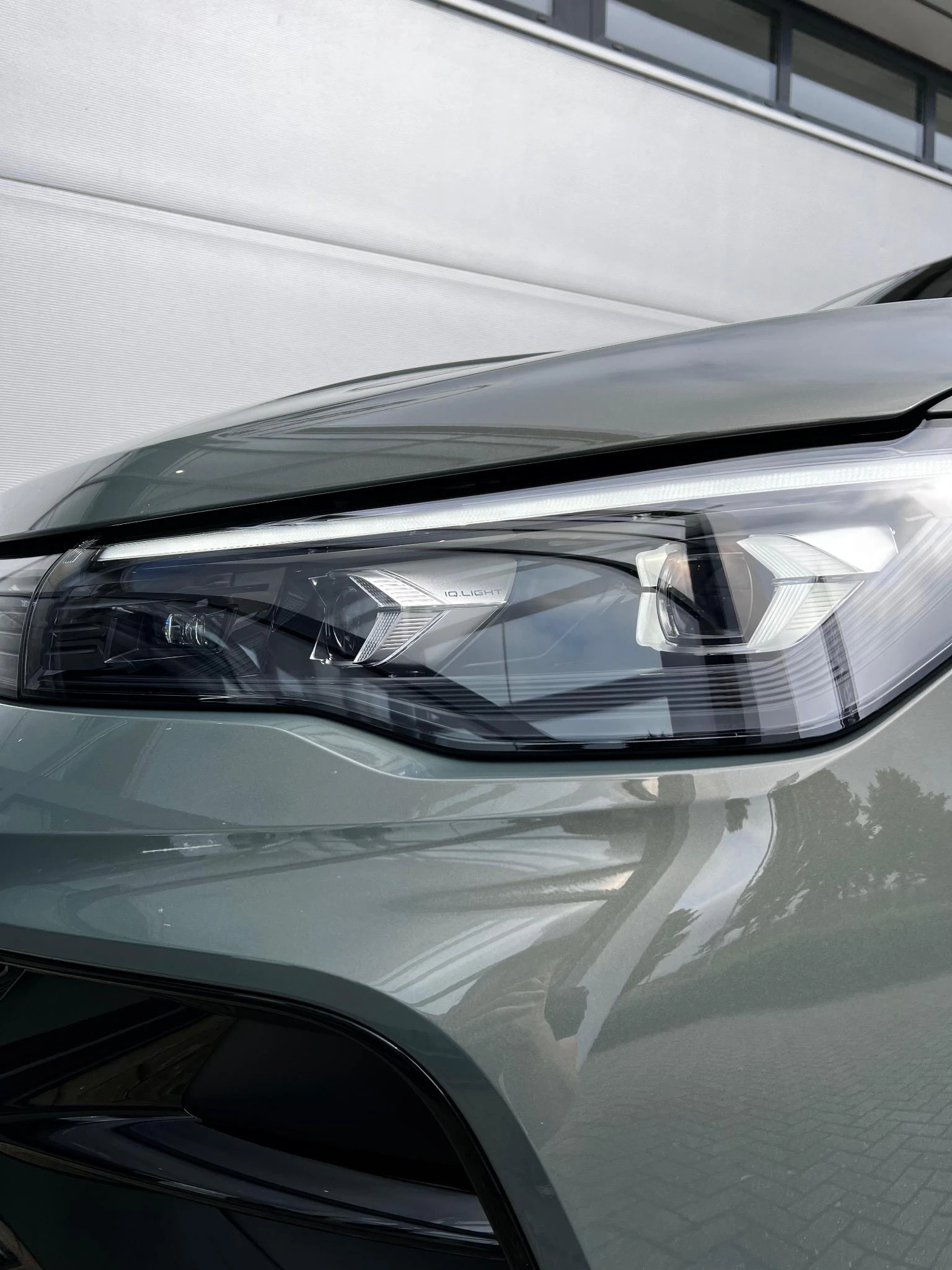 Volkswagen-Tiguan-image-16