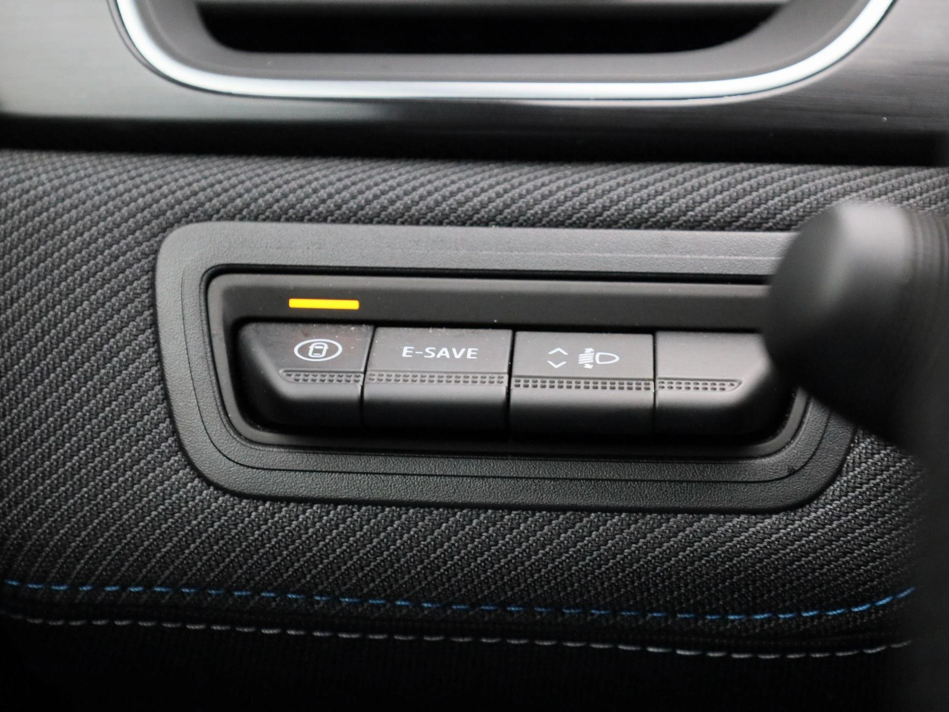 Renault-Captur-image-18