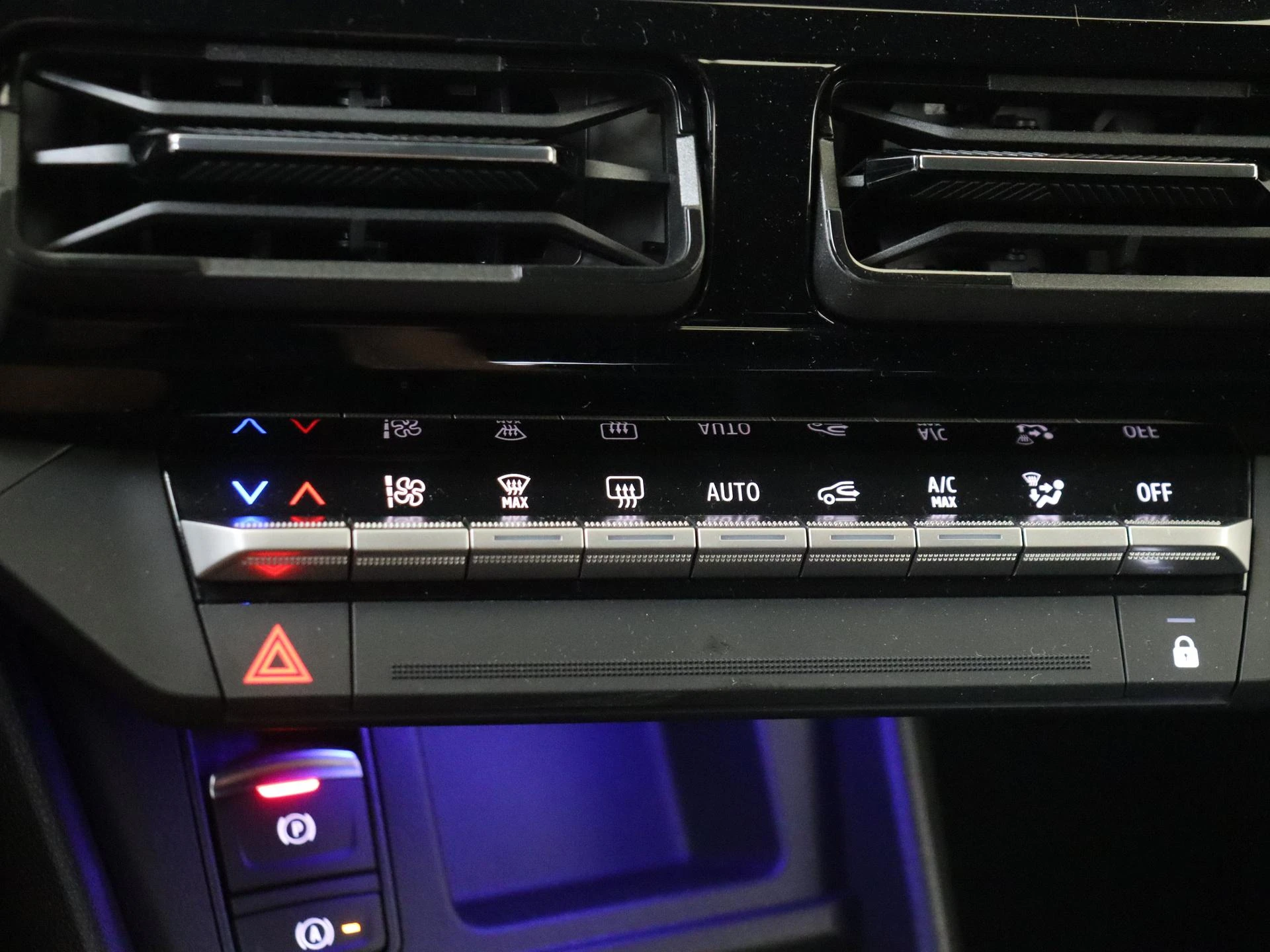 Nissan-Micra-image-19