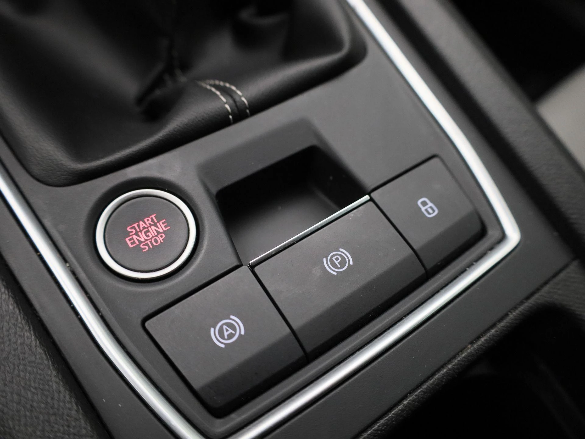 SEAT-Leon-image-23