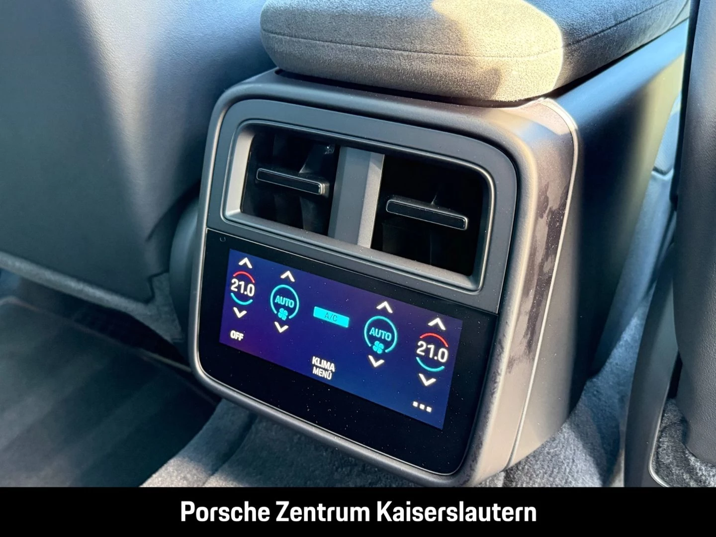 Porsche Taycan GTS HA-Lenkung InnoDrive Head-Up BOSE gts