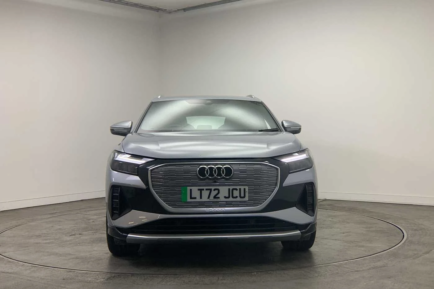 Audi-Q4 e-tron-image-6