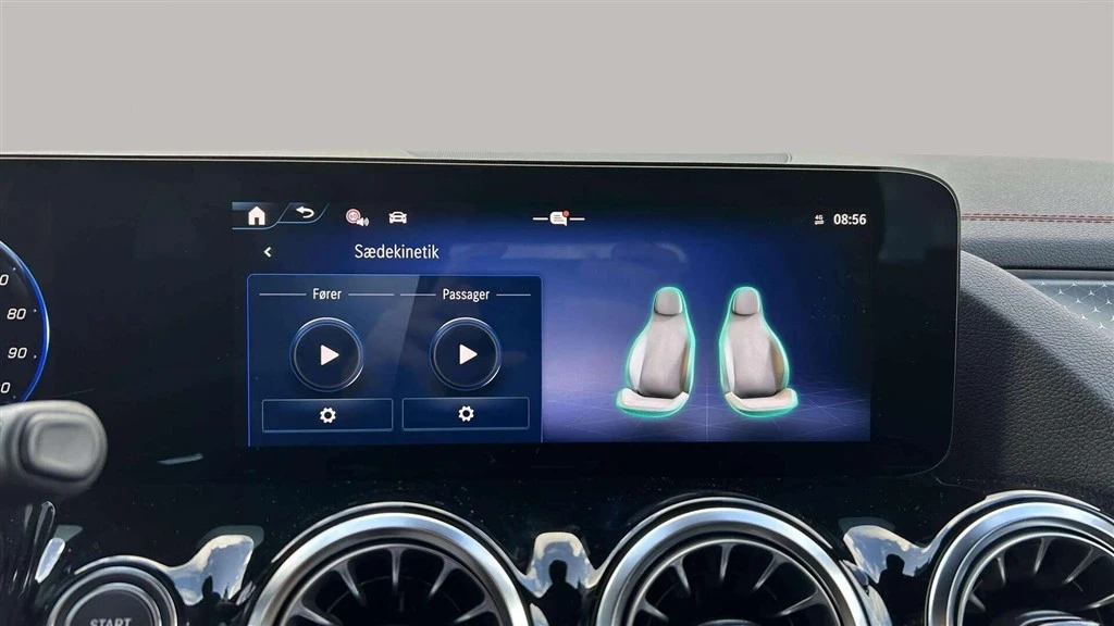 Mercedes-Benz-EQA-image-18