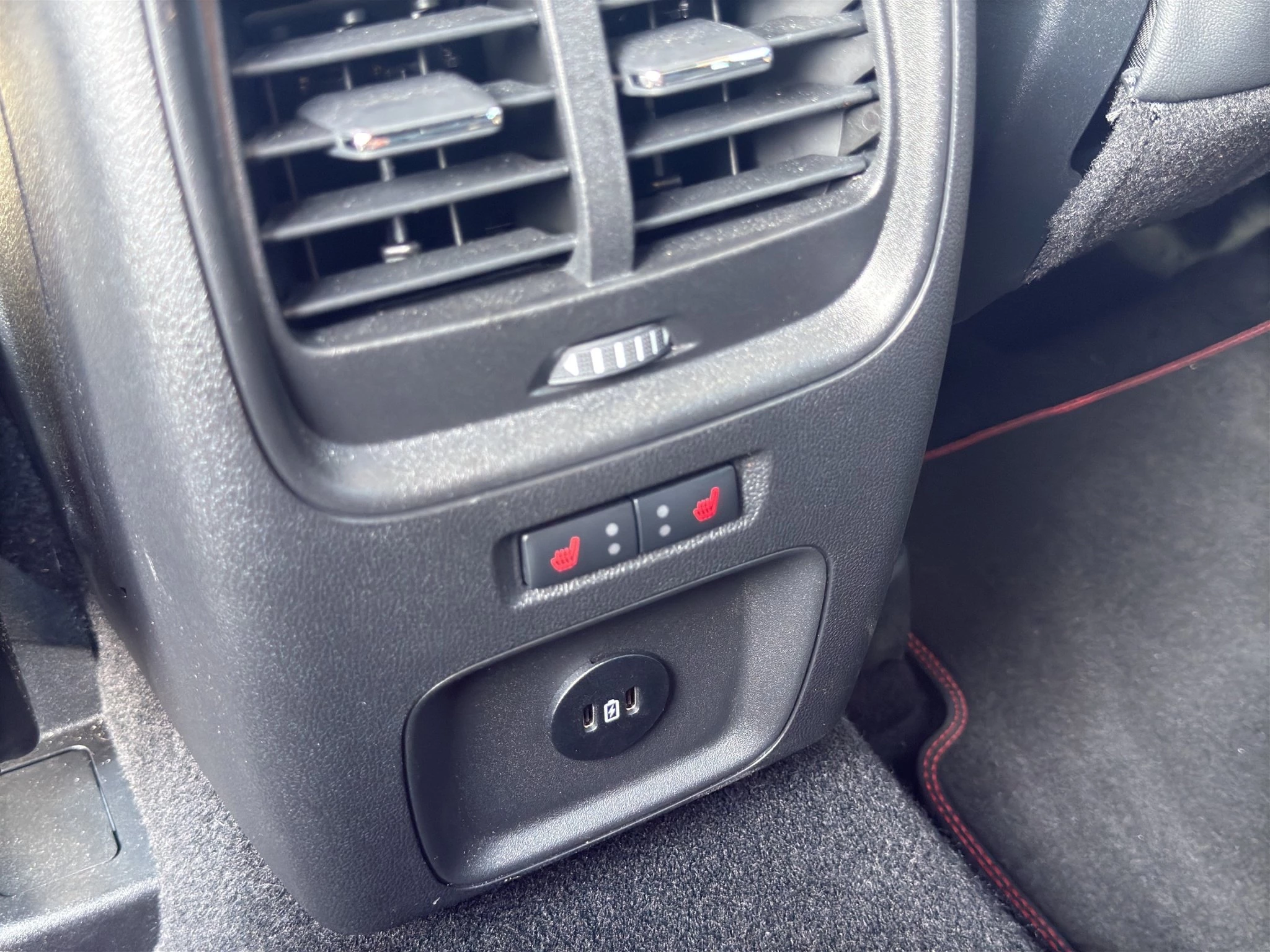 Ford Kuga ST-Line X Aut.*PANO*AHK*360GRAD*LED-MATRIX*NAVI*GRA*WINTER-PKT.