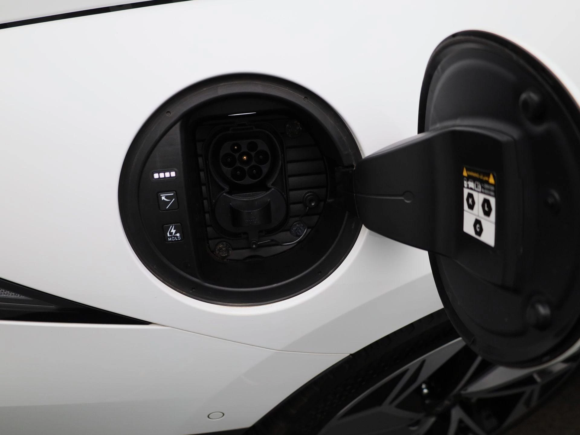 Hyundai-IONIQ 6-image-36