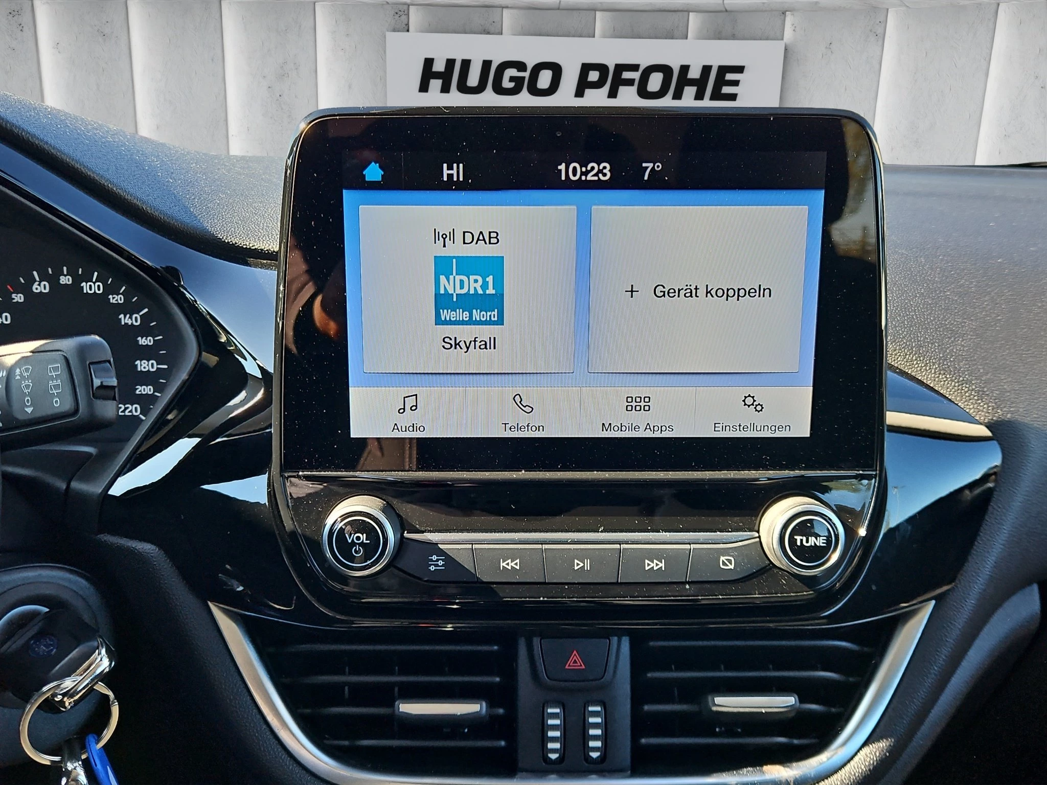Ford Fiesta Titanium LED | KLIMAAUTOMATIK | PDC | BT