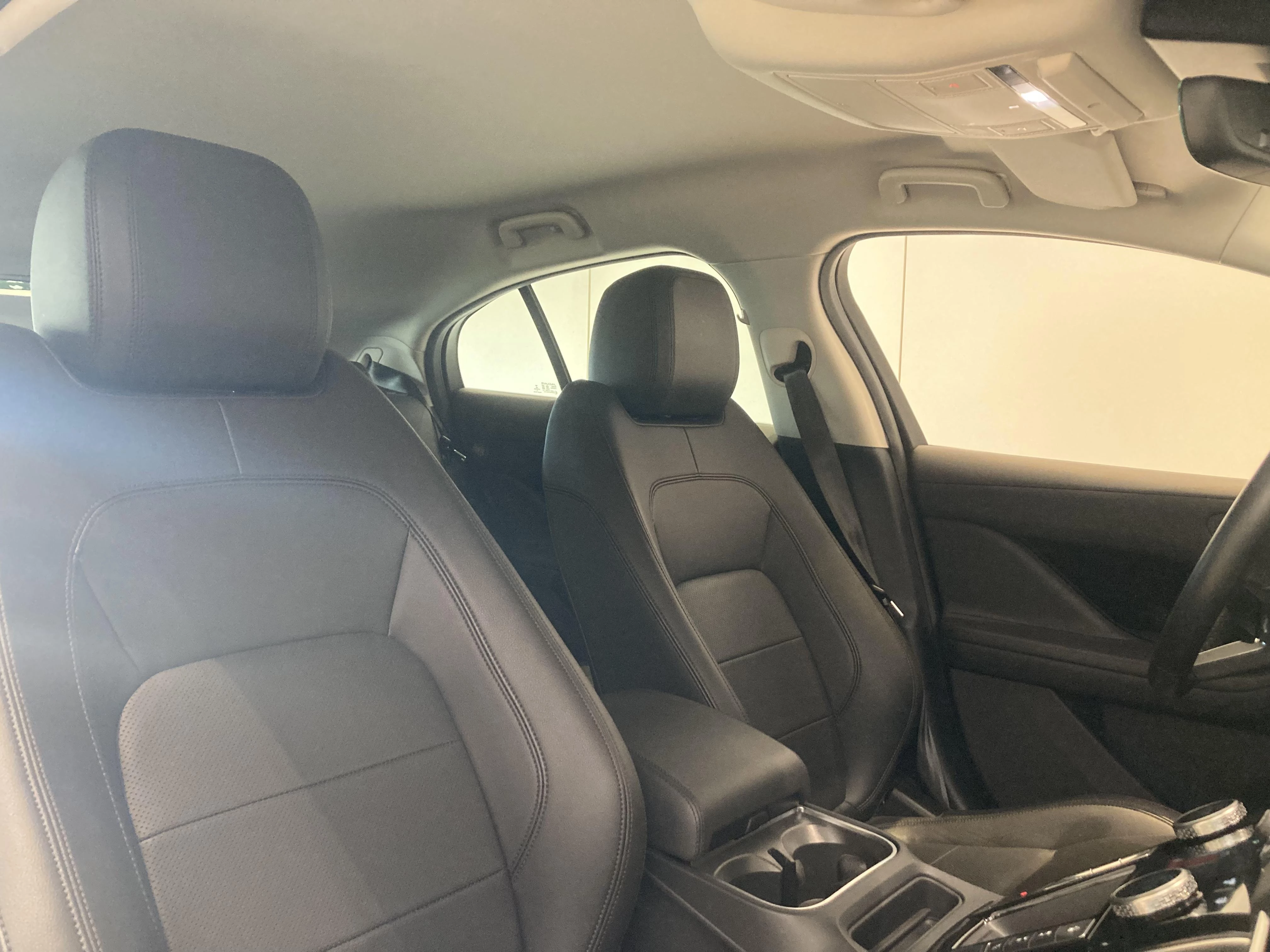 Jaguar-I-PACE-image-9