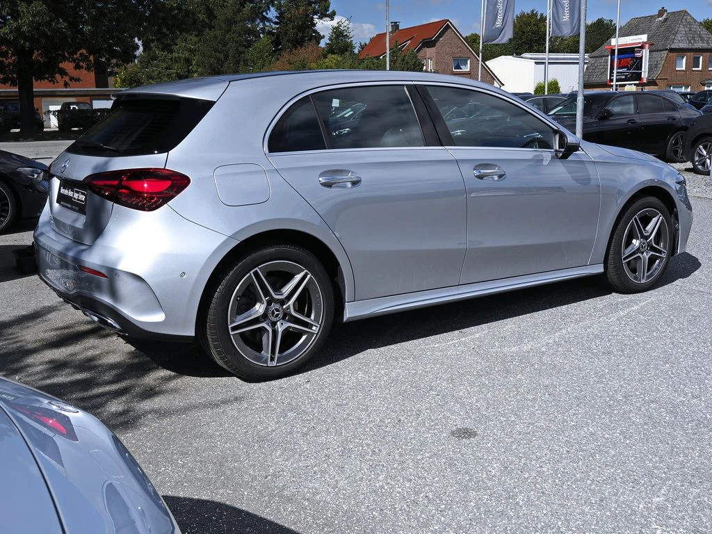 Mercedes-Benz-A-Klasse 250 e-image-5