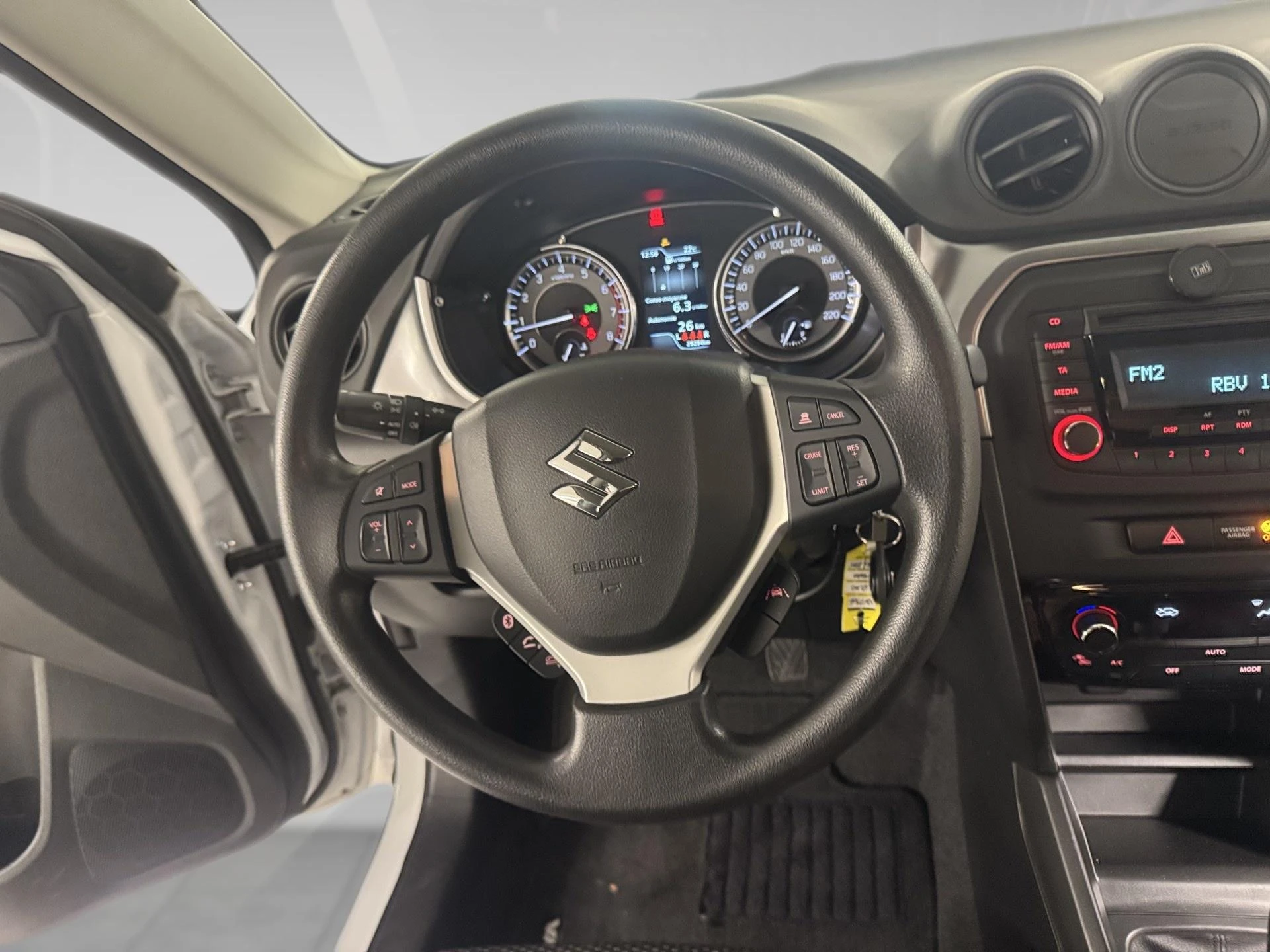 Suzuki-Grand Vitara-image-5