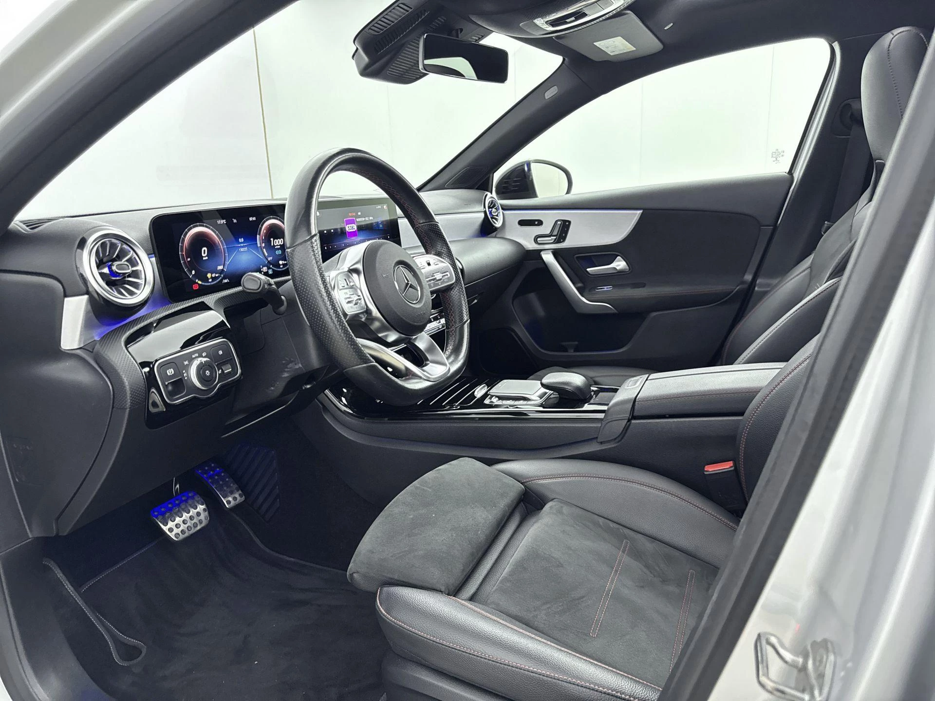 Mercedes-Benz-A-Klasse-image-7