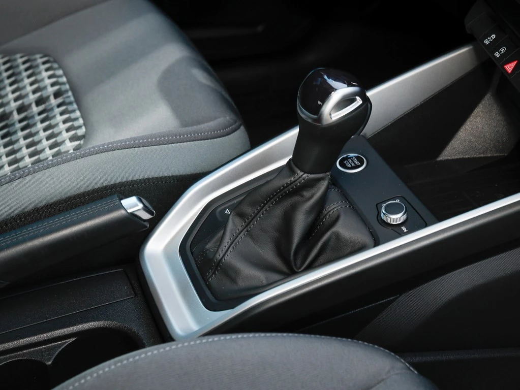 Audi A1 Sportback 30 TFSI S tronic S Line /LED/ACC