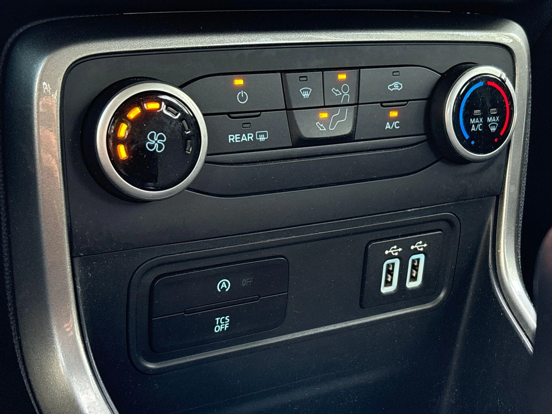 Ford-EcoSport-image-16