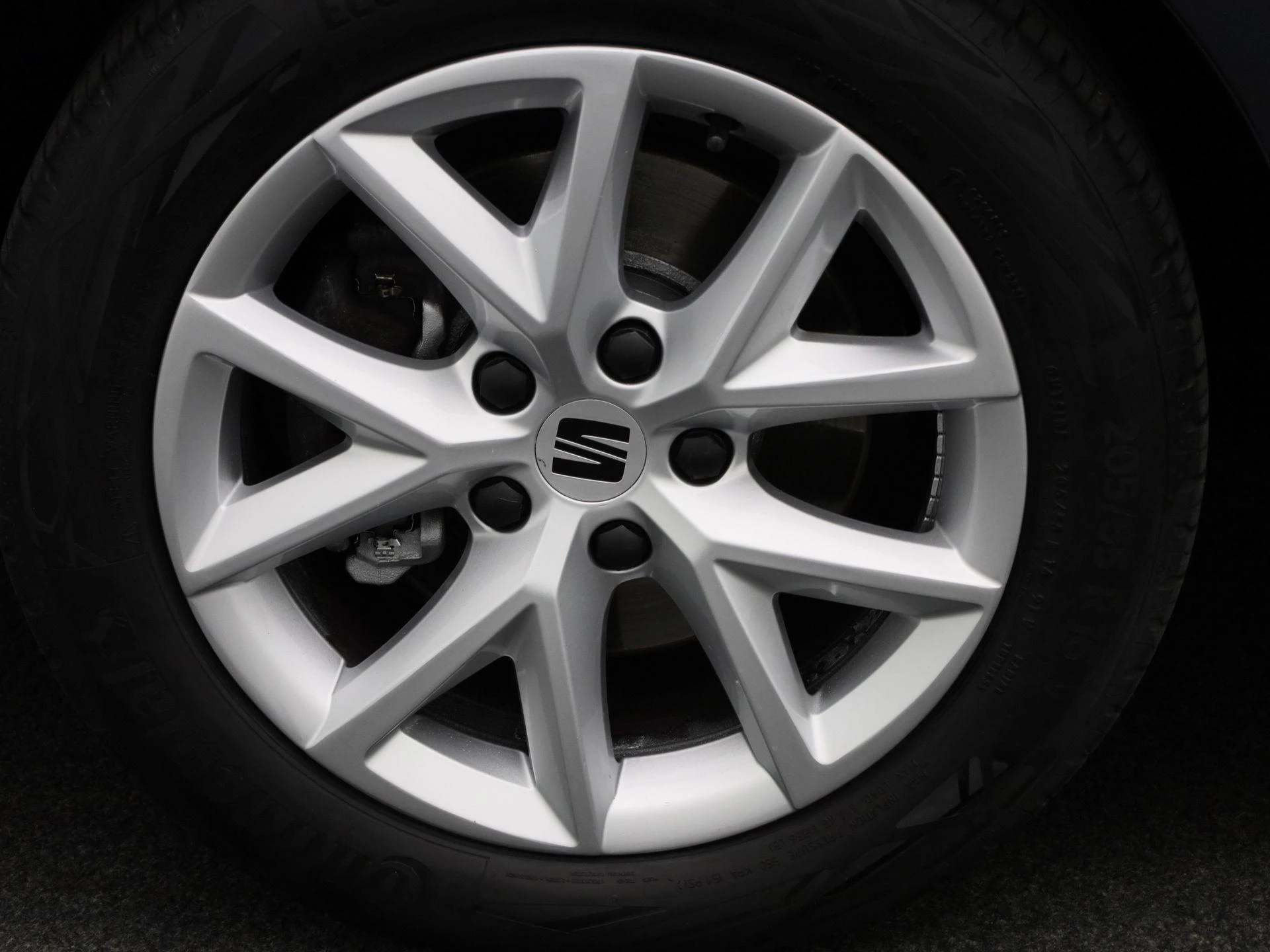 SEAT-Leon-image-13