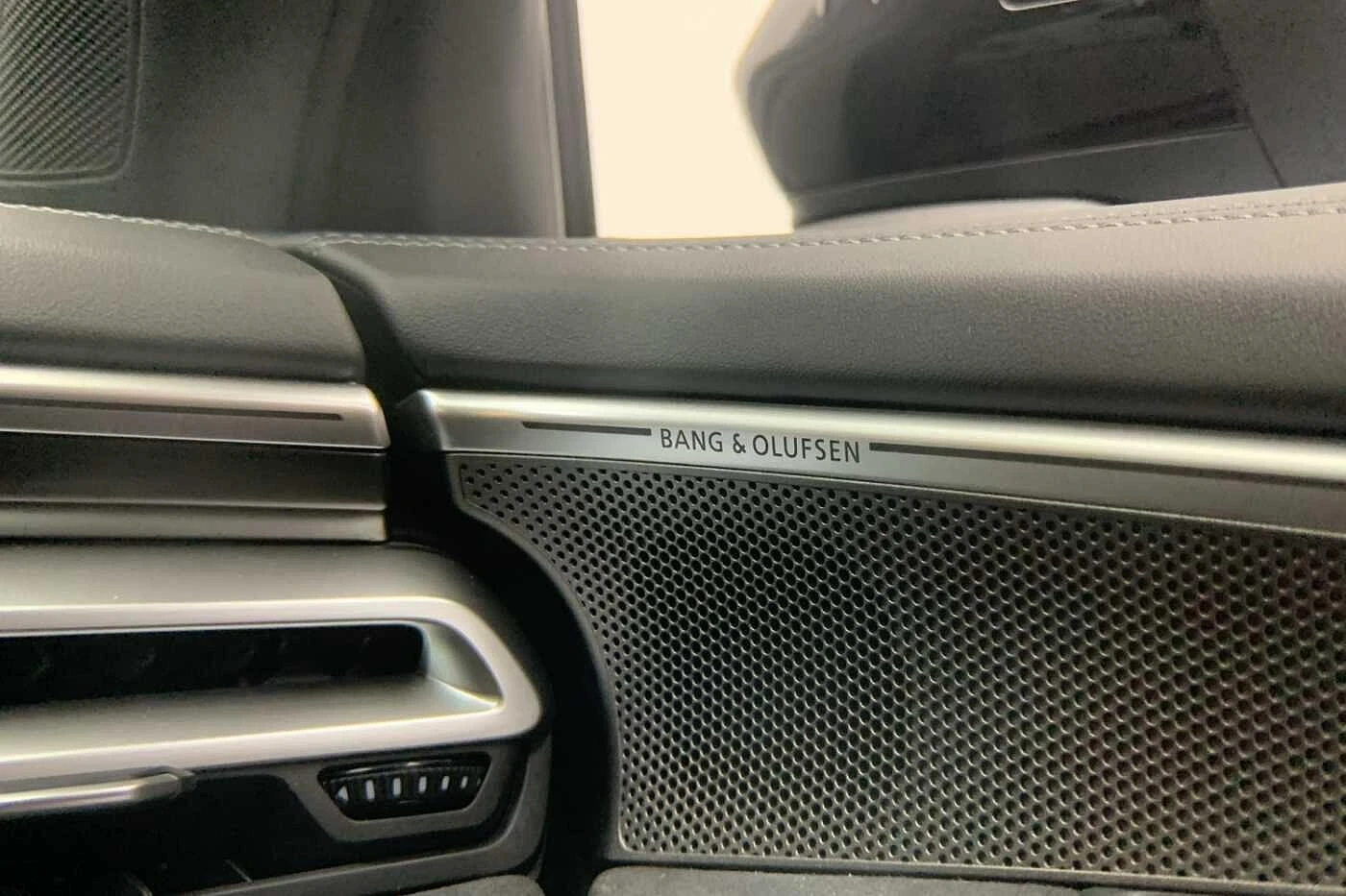 Audi-S5-image-13