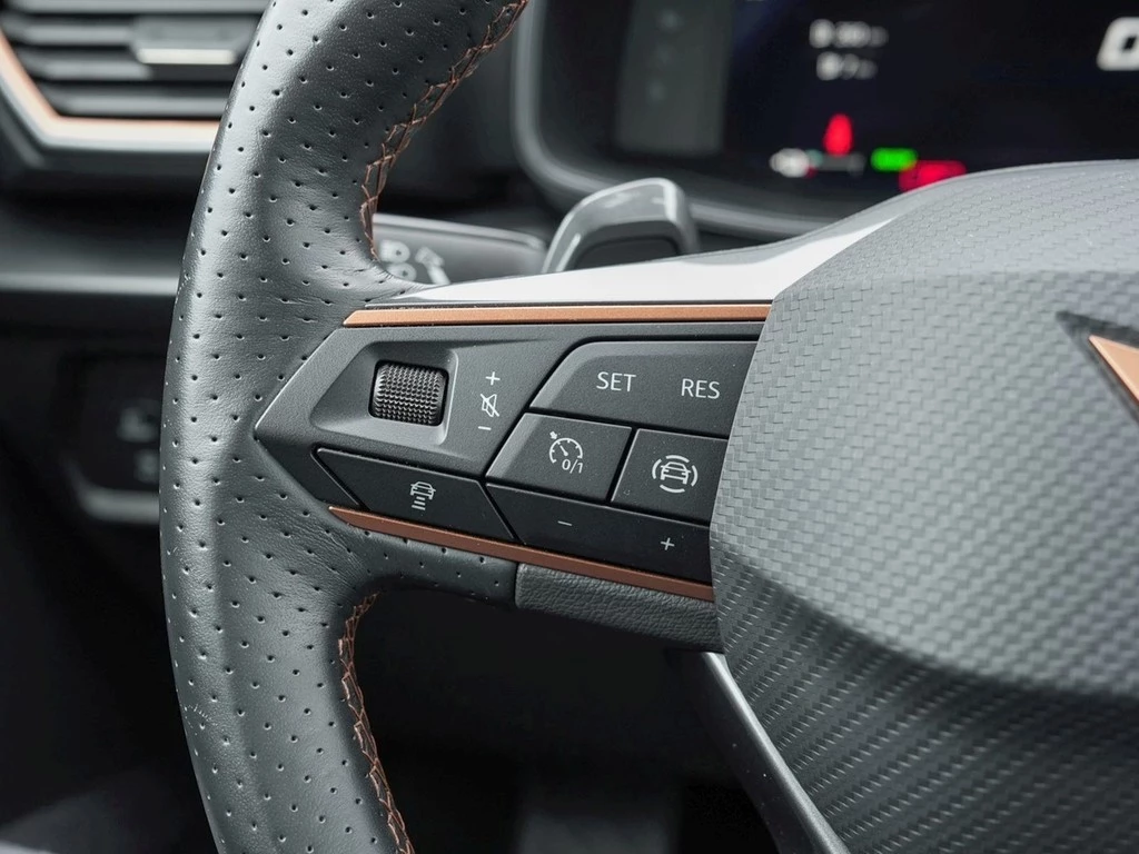 CUPRA Formentor 1.4 TSI DSG e-Hybrid