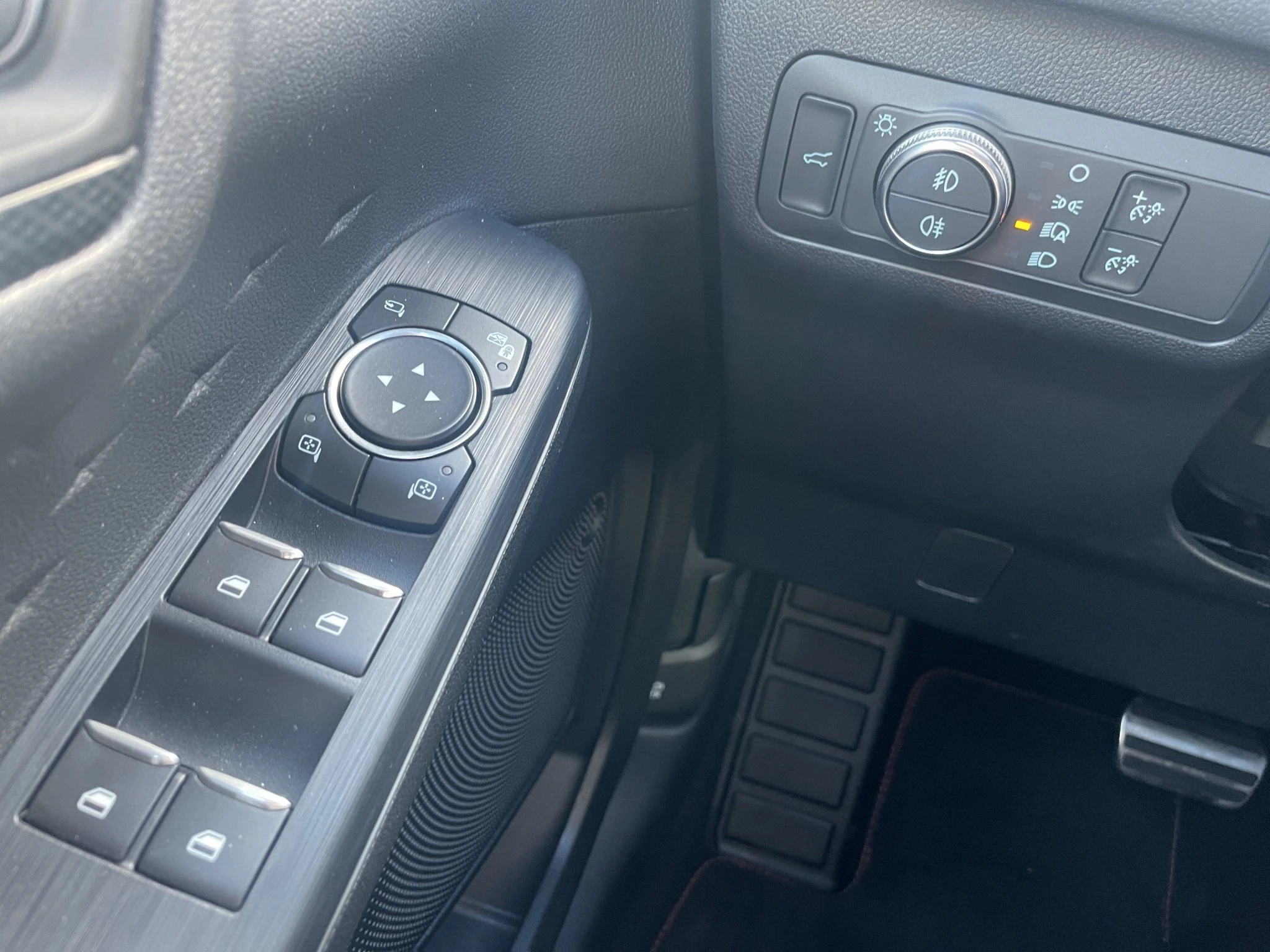 Ford-Kuga-image-15