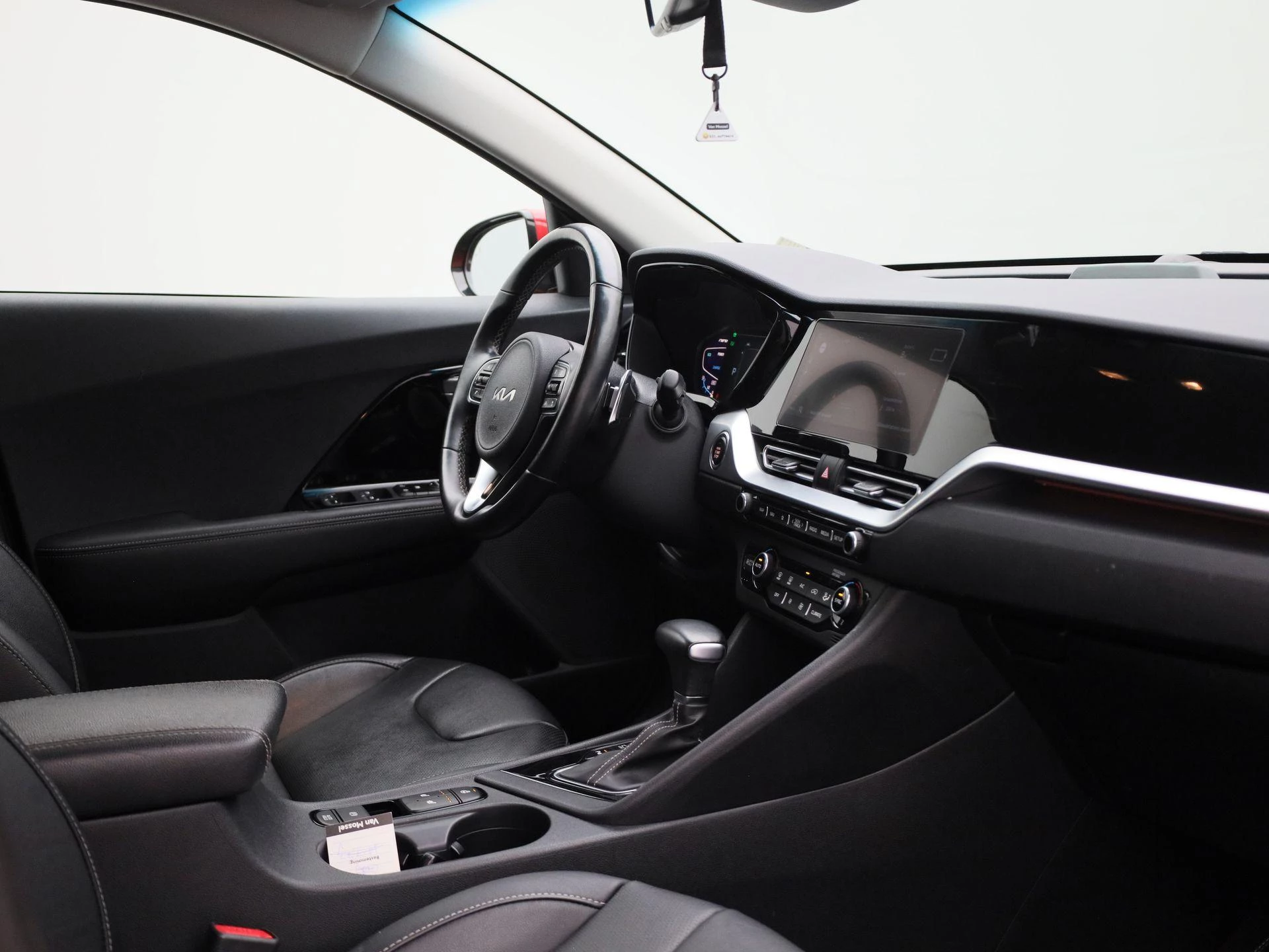 Kia-Niro-image-33