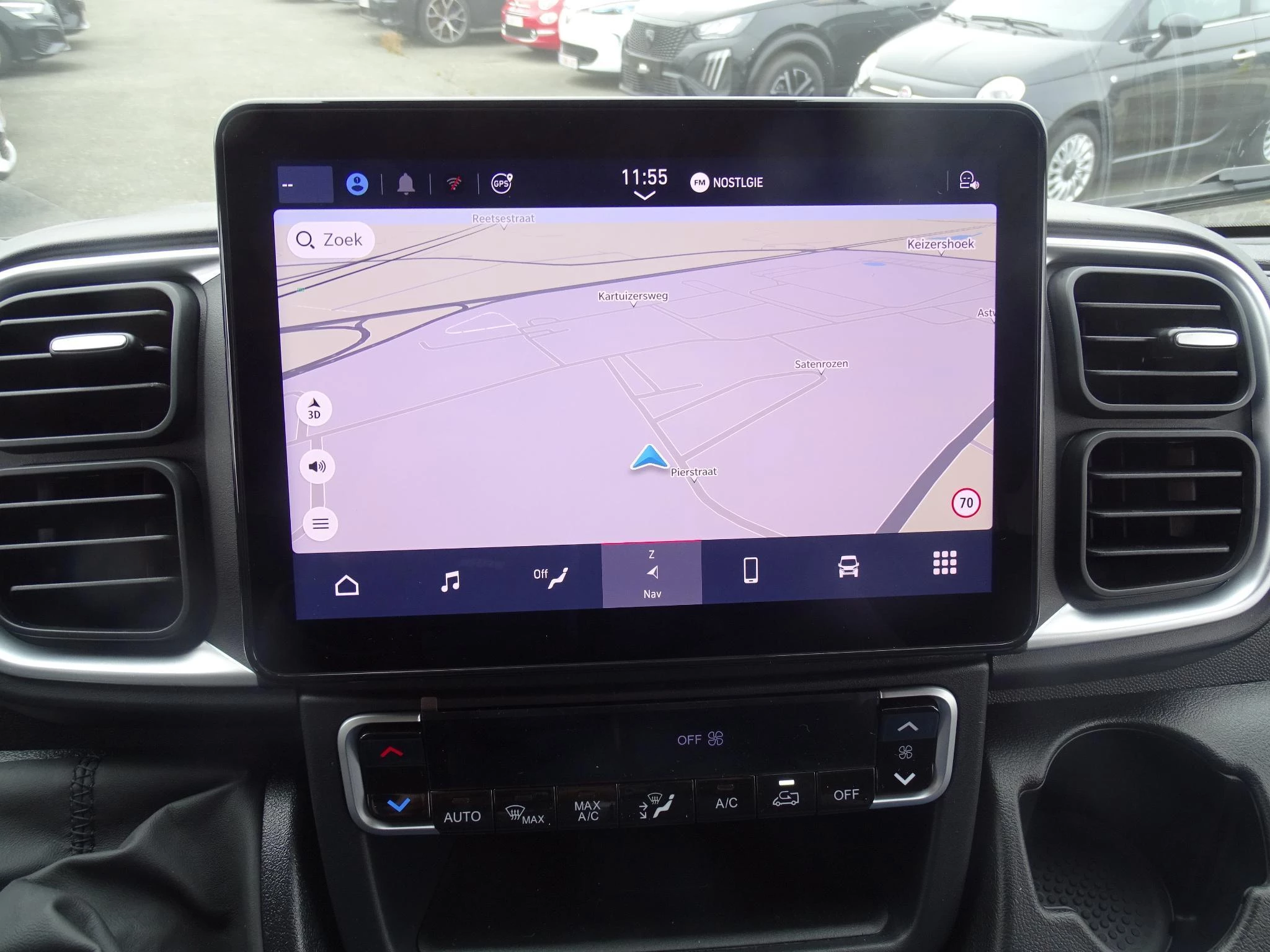 Opel-Movano-image-16