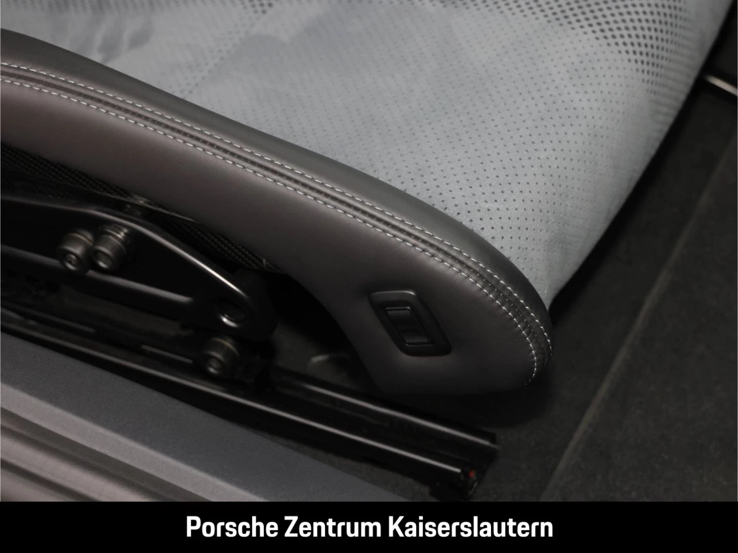 Porsche 718 Cayman GT4 RS Clubsportpaket Liftsystem-VA cayman982C Cayman 718 GT4 RS Clubsportpaket Liftsystem-VA cayman