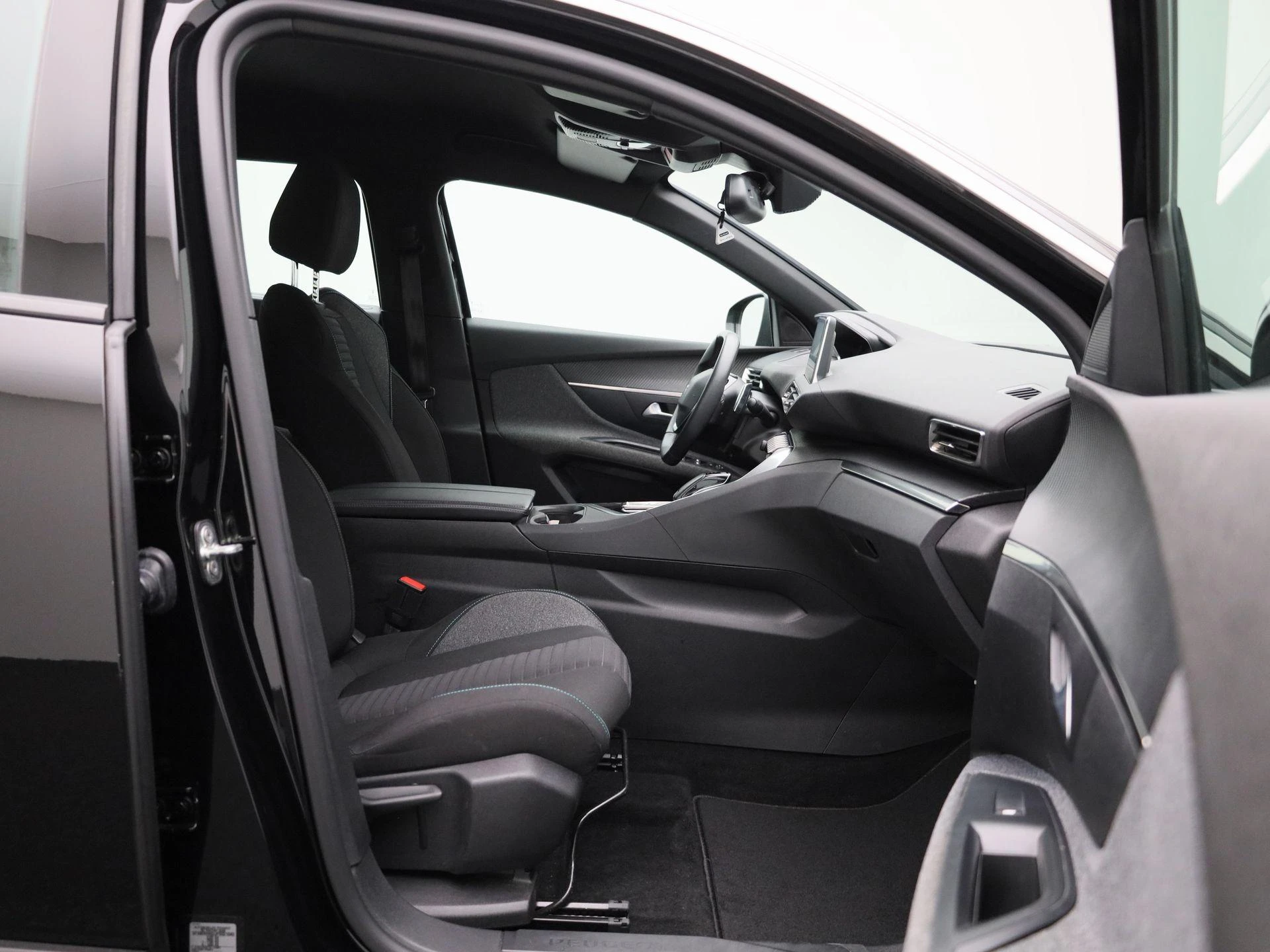 Peugeot-5008-image-34