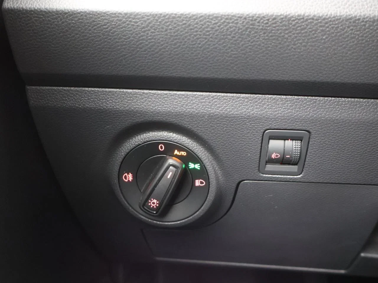 SEAT-Ibiza-image-16