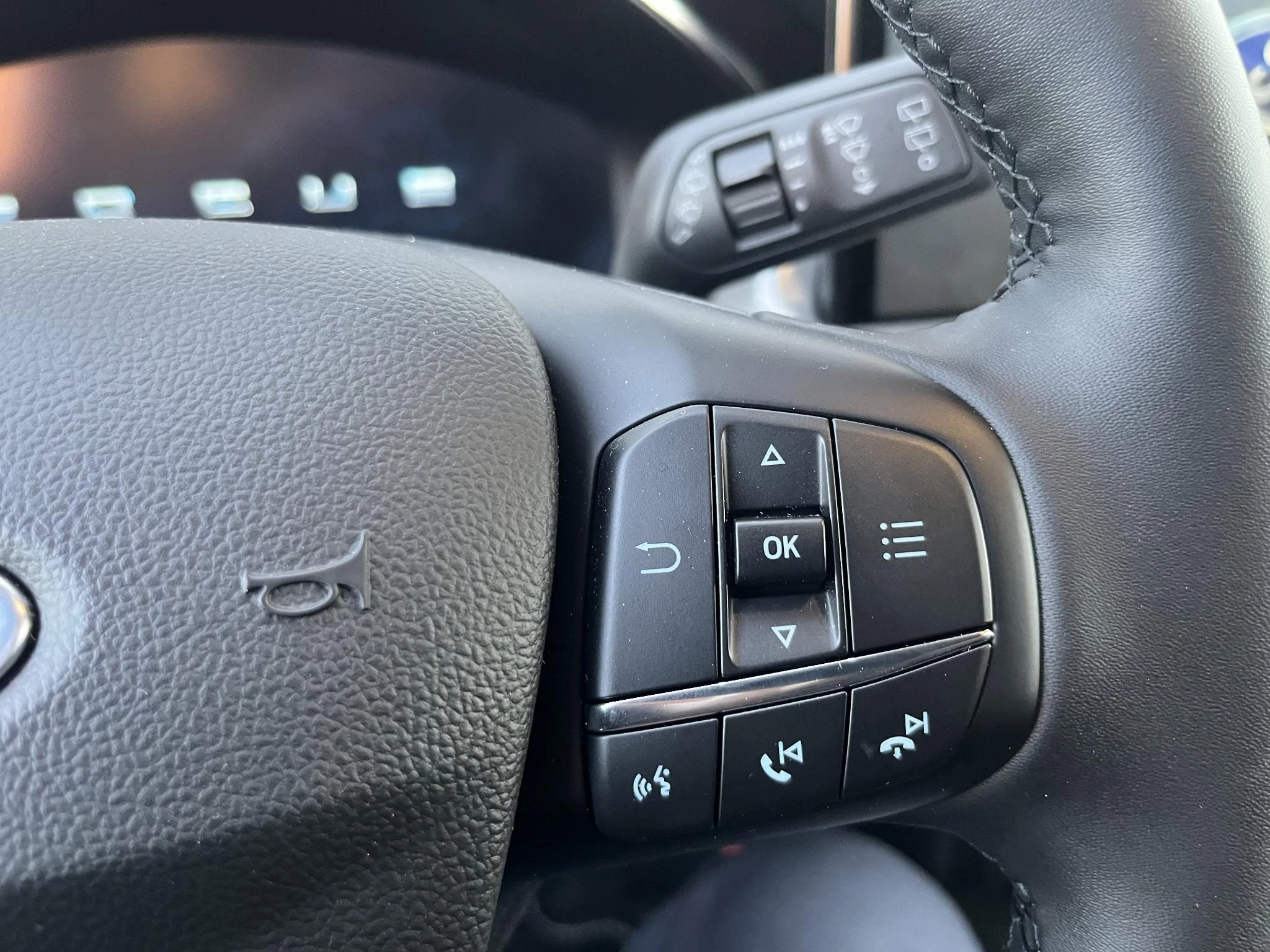 Ford Focus 1.0 EcoBoost Hybrid Titanium X