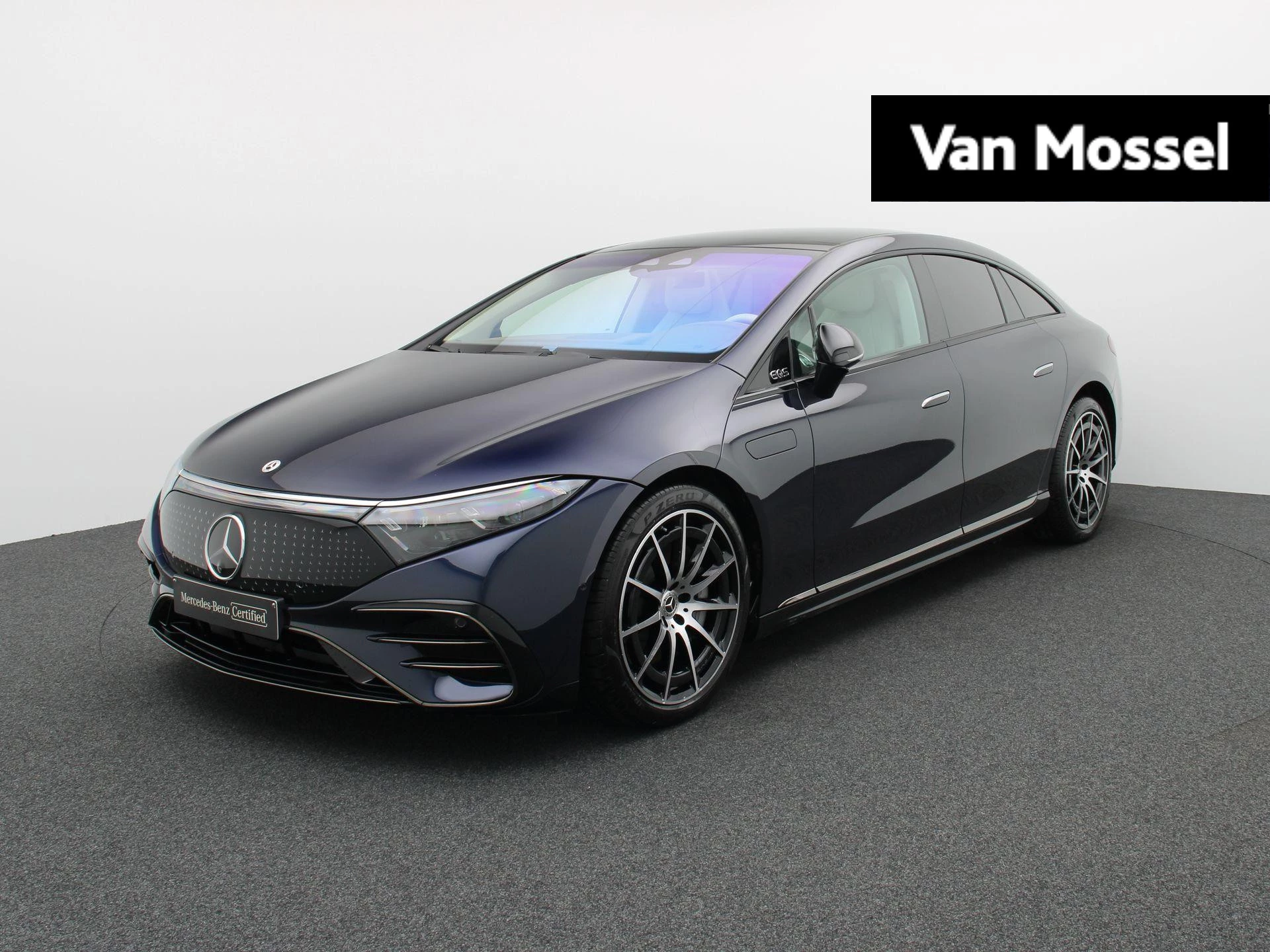 Mercedes-Benz-EQS-image-0