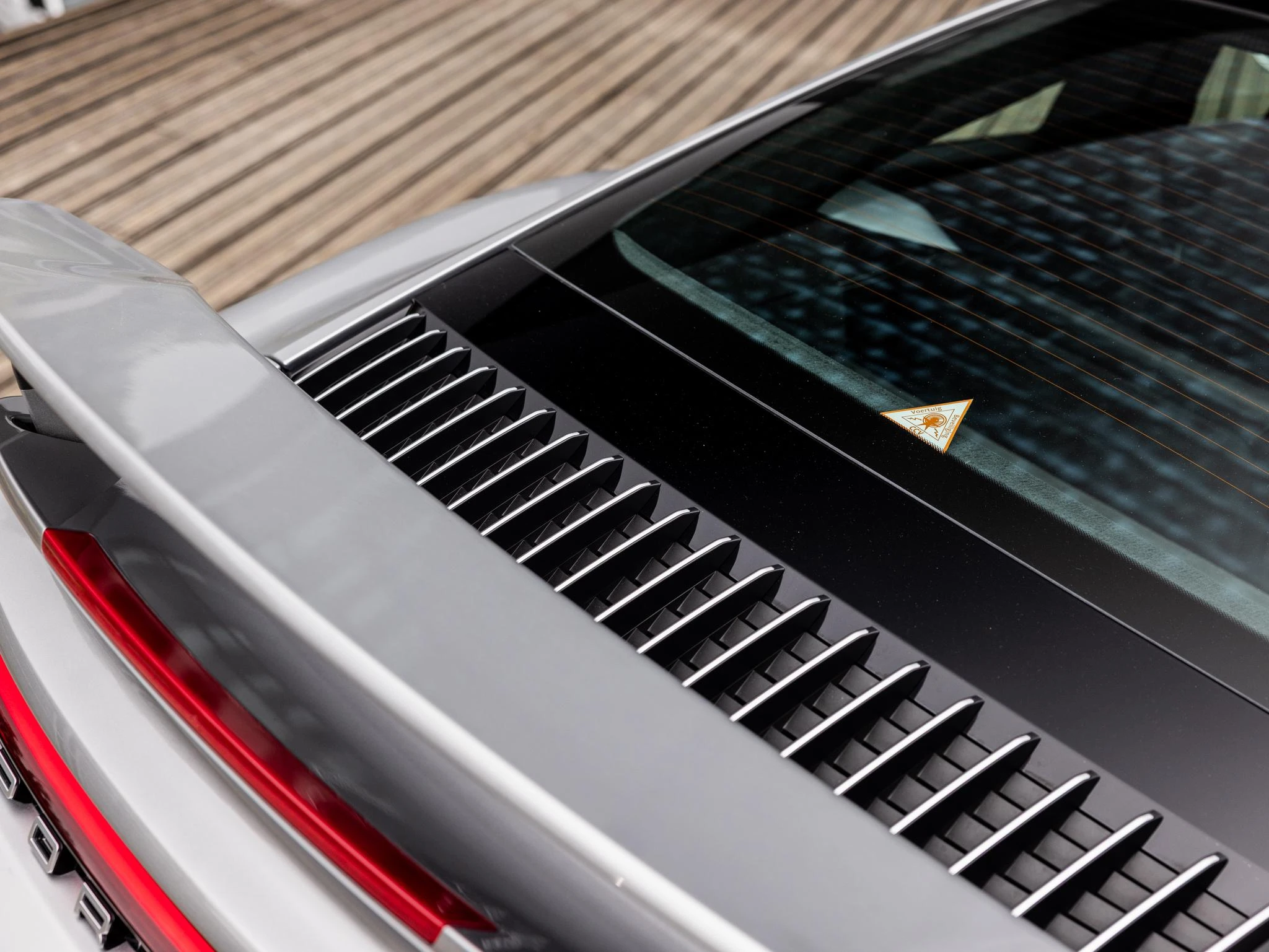Porsche-911-image-12
