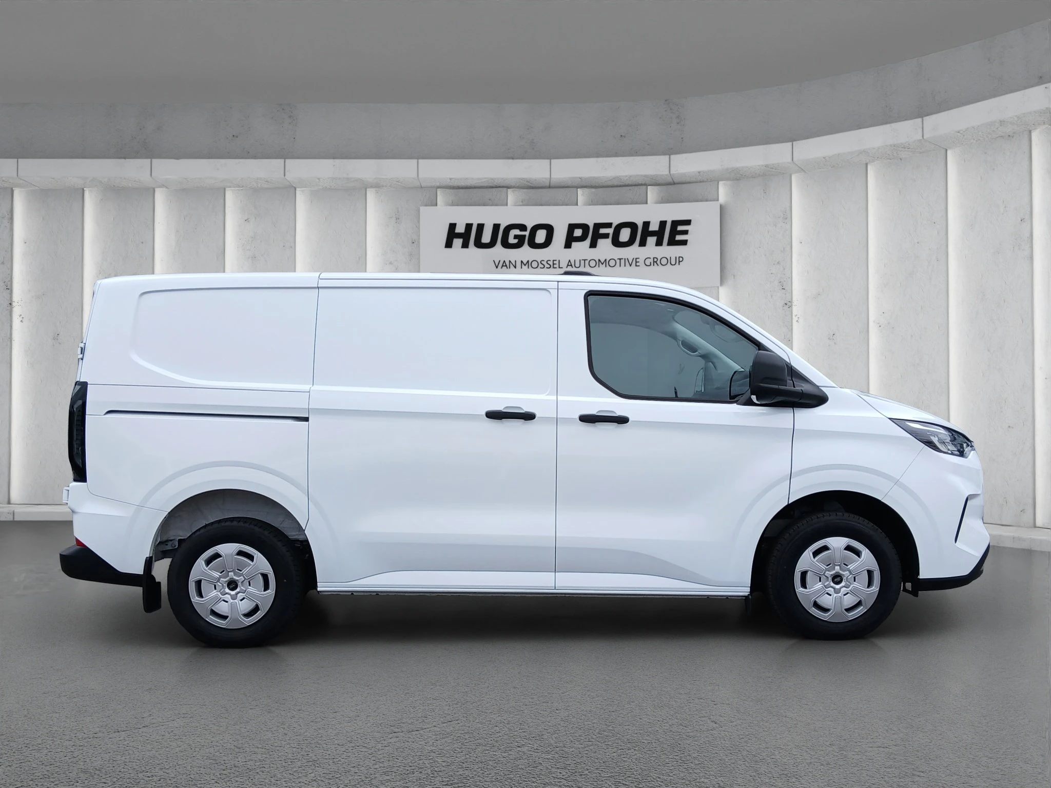 Ford-Transit Custom-image-5
