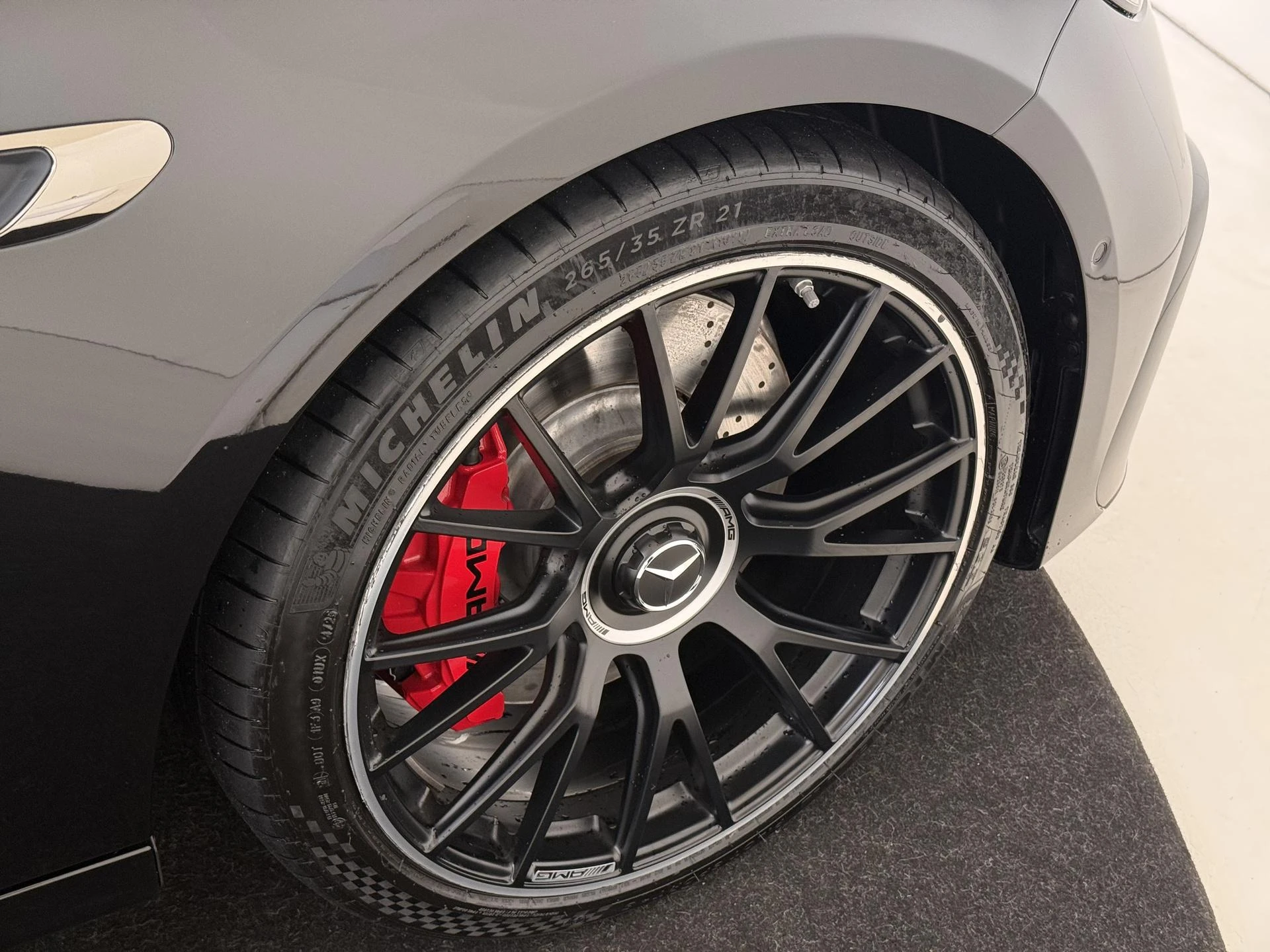 Mercedes-Benz-E-Klasse-image-36