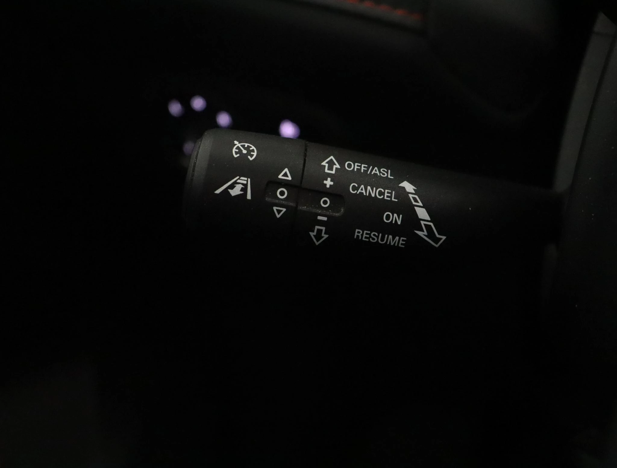 MG-ZS EV-image-47