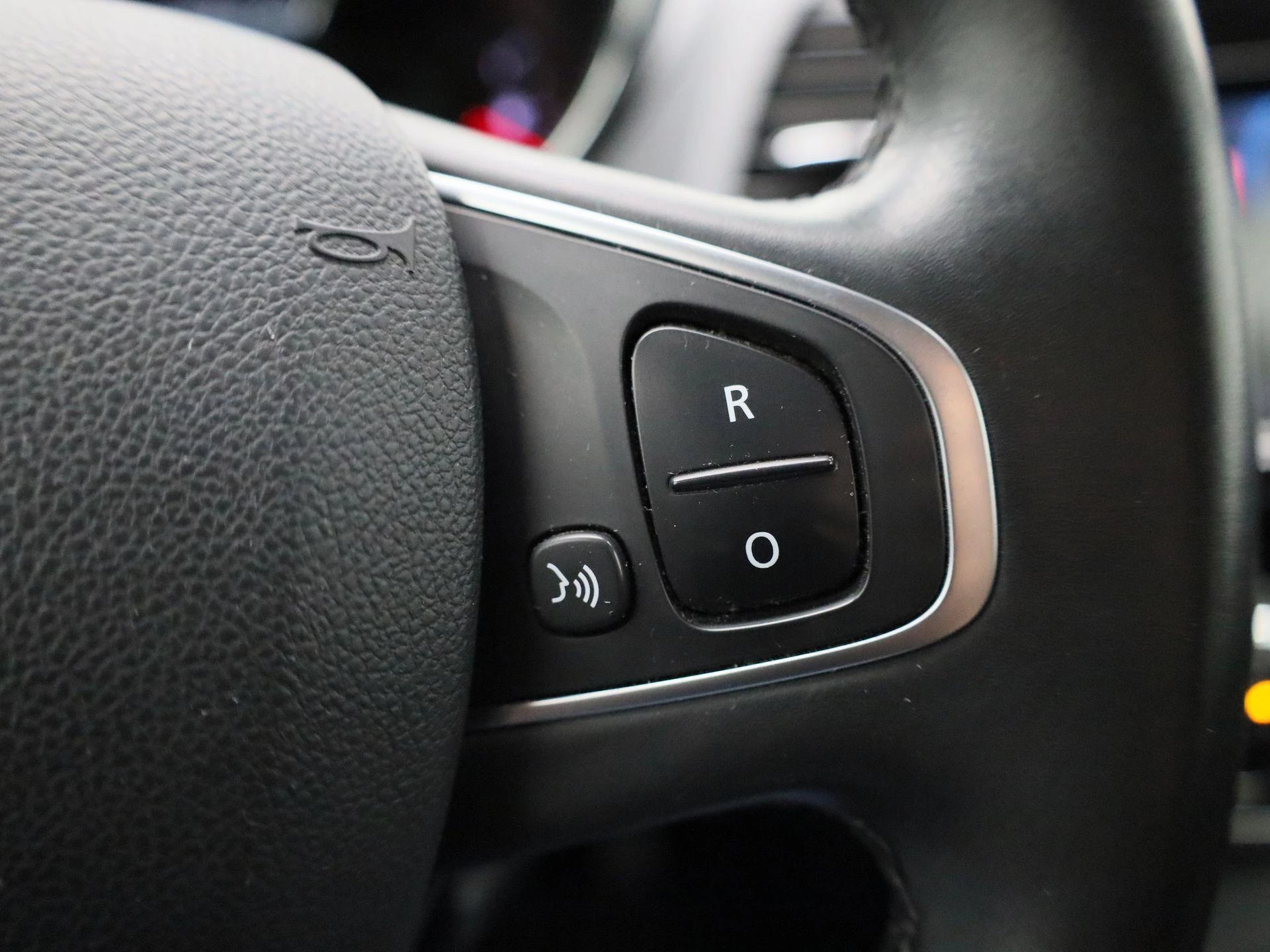 Renault-Captur-image-15