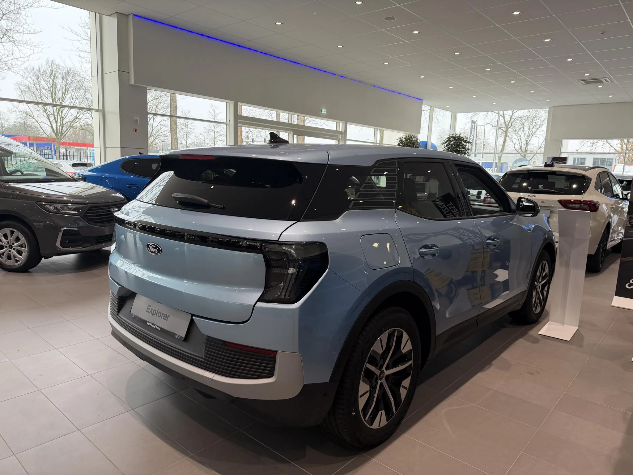 Ford-Explorer-image-4