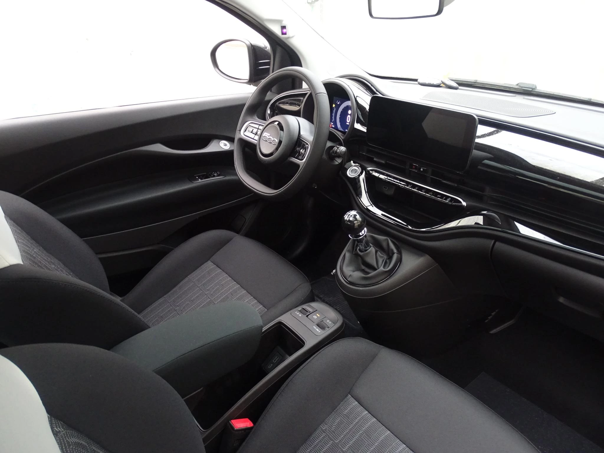 Fiat 500 1.0 Hybrid ICON +comfort pack+pano dak