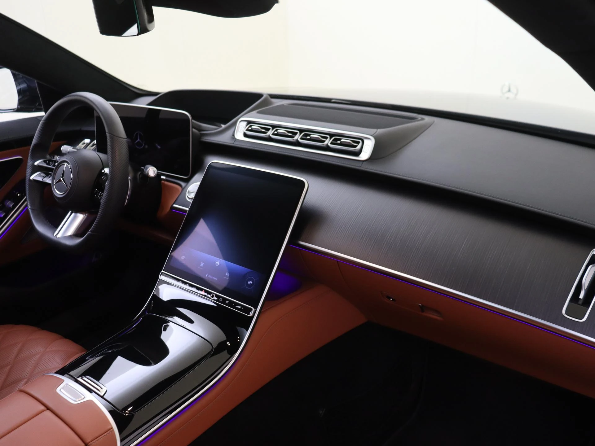 Mercedes-Benz-S-Klasse-image-3