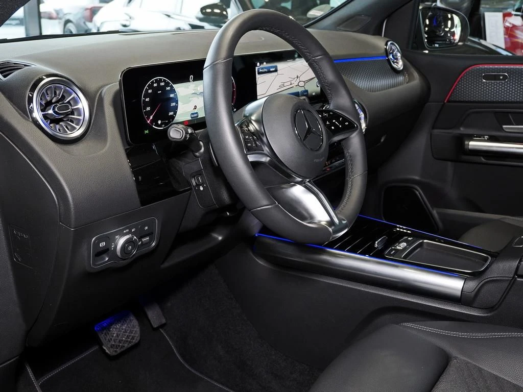 Mercedes-Benz-B-Klasse 200 d-image-6