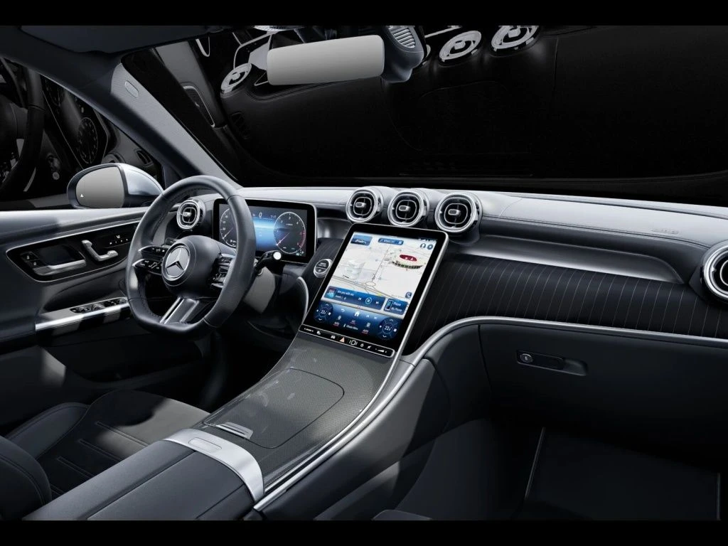Mercedes-Benz-GLC 220 d-image-11