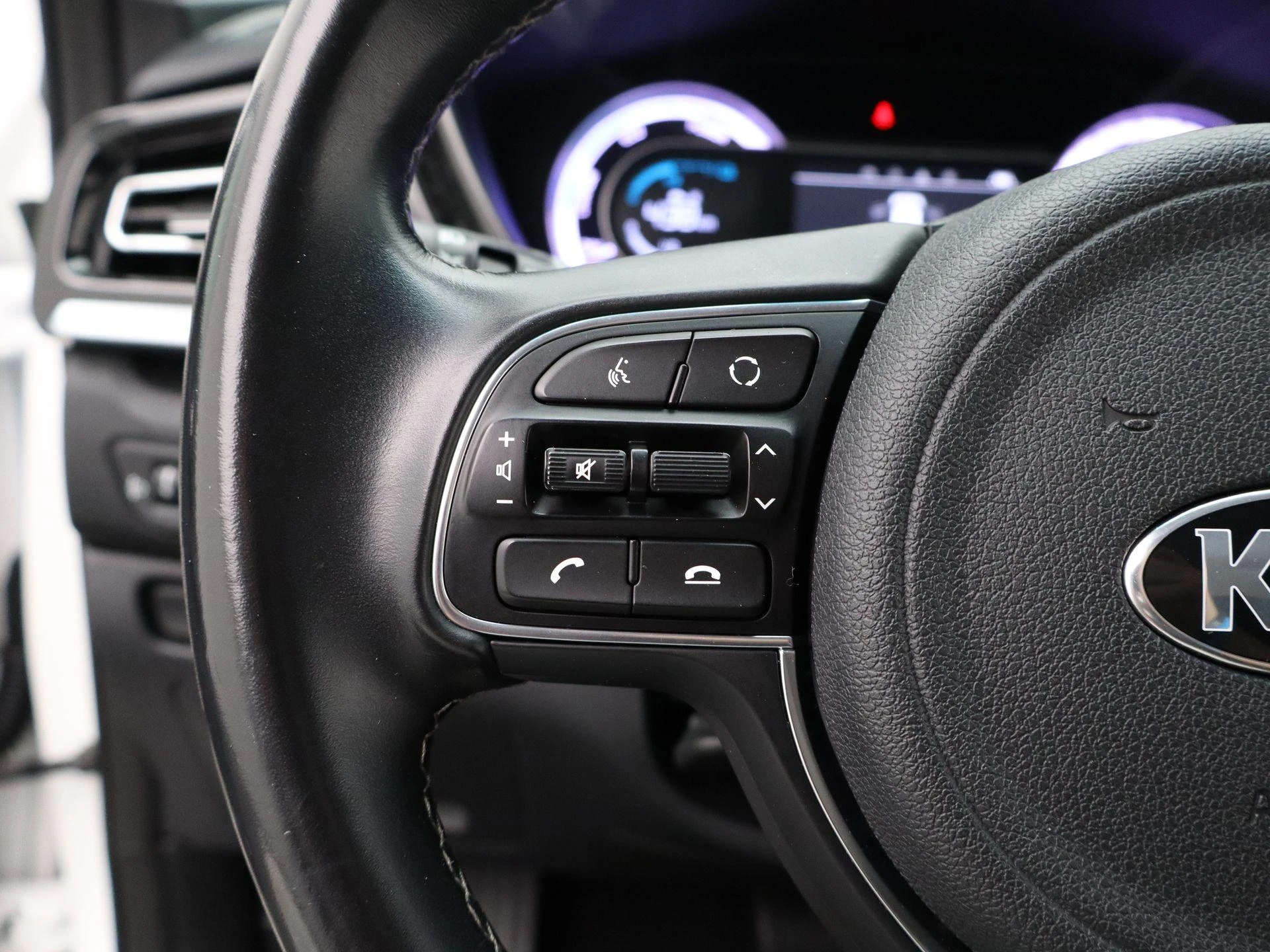Kia-Niro-image-17
