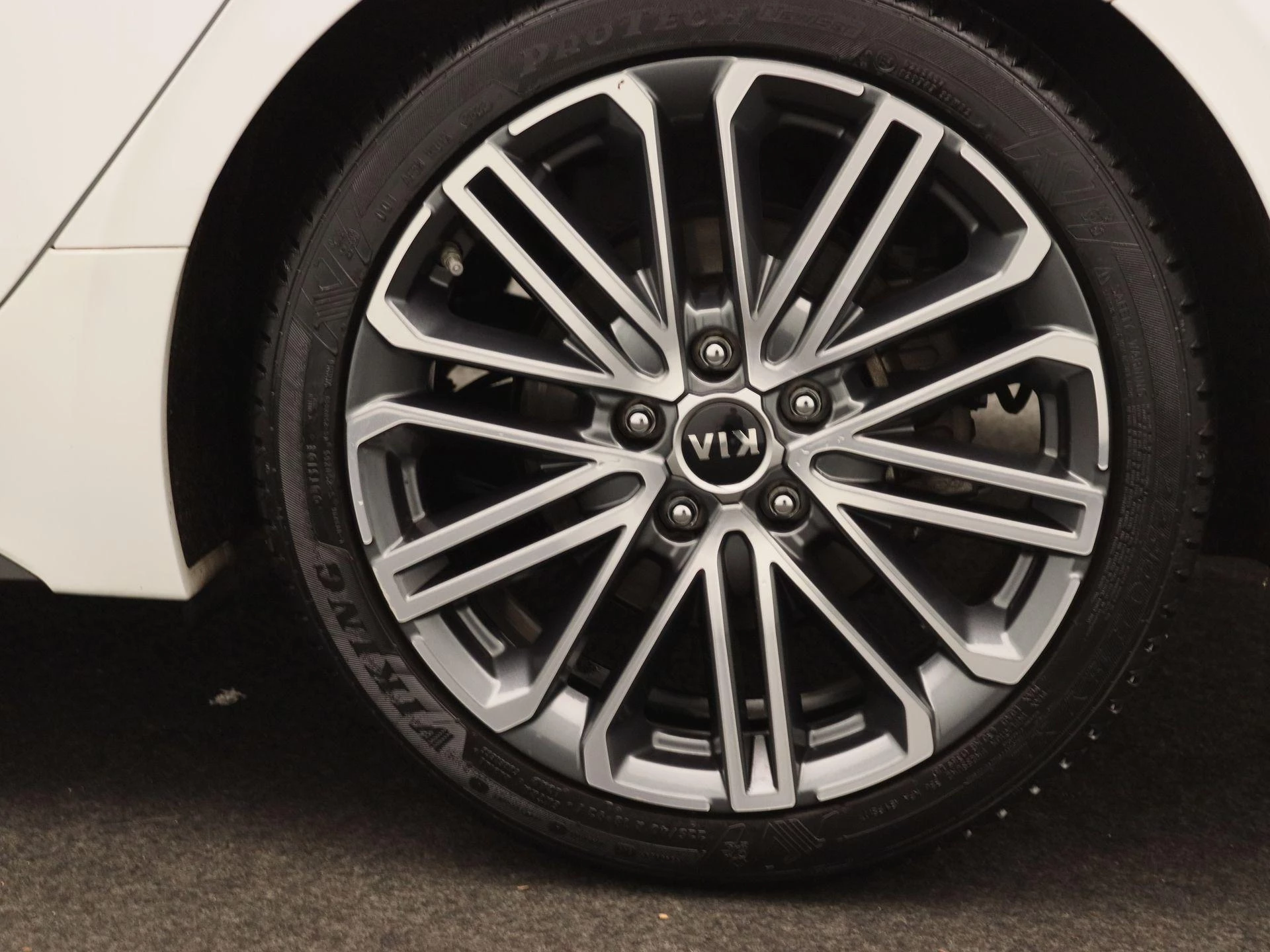 Kia-ProCeed-image-18