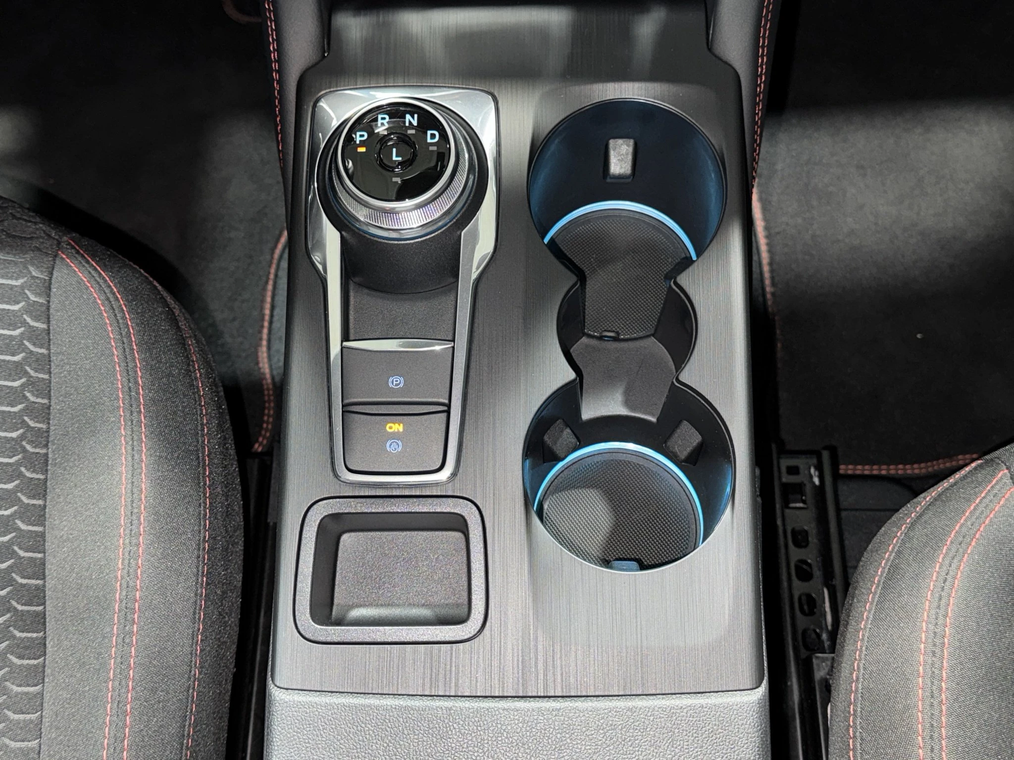 Ford-Kuga-image-17
