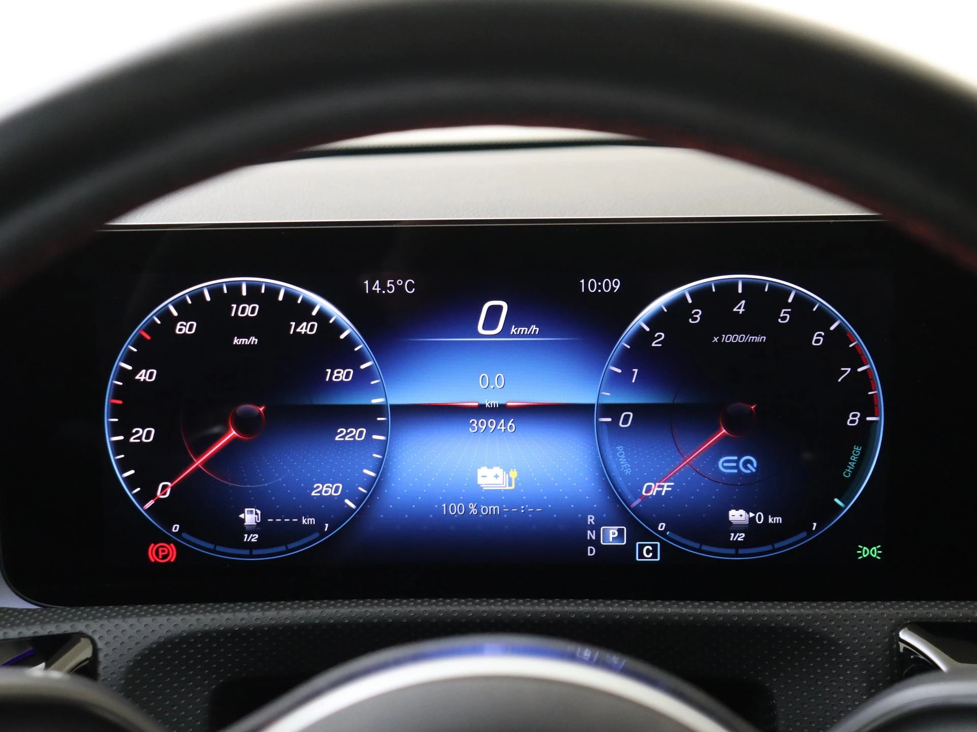 Mercedes-Benz-CLA-image-14