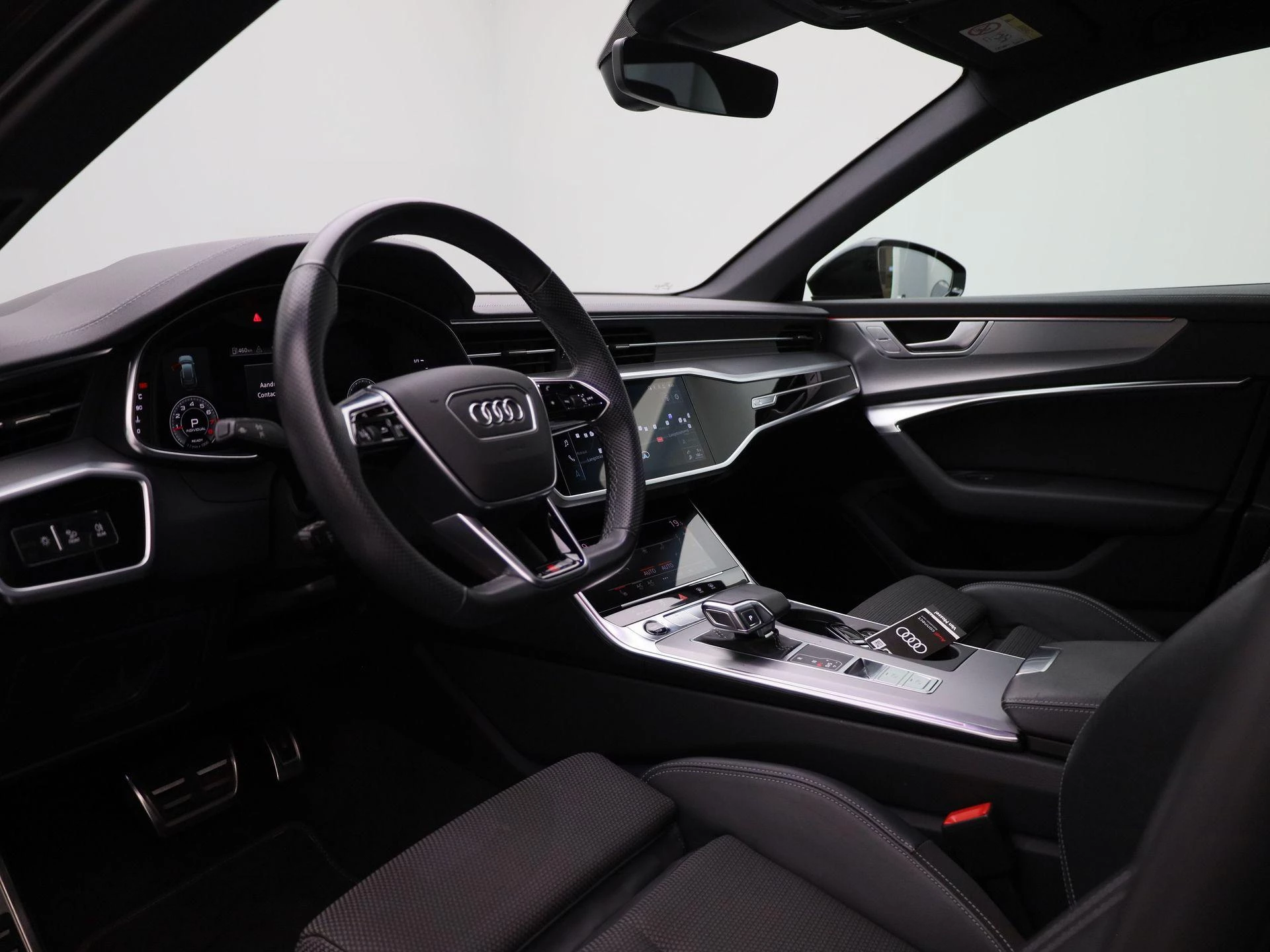 Audi-A6-image-35