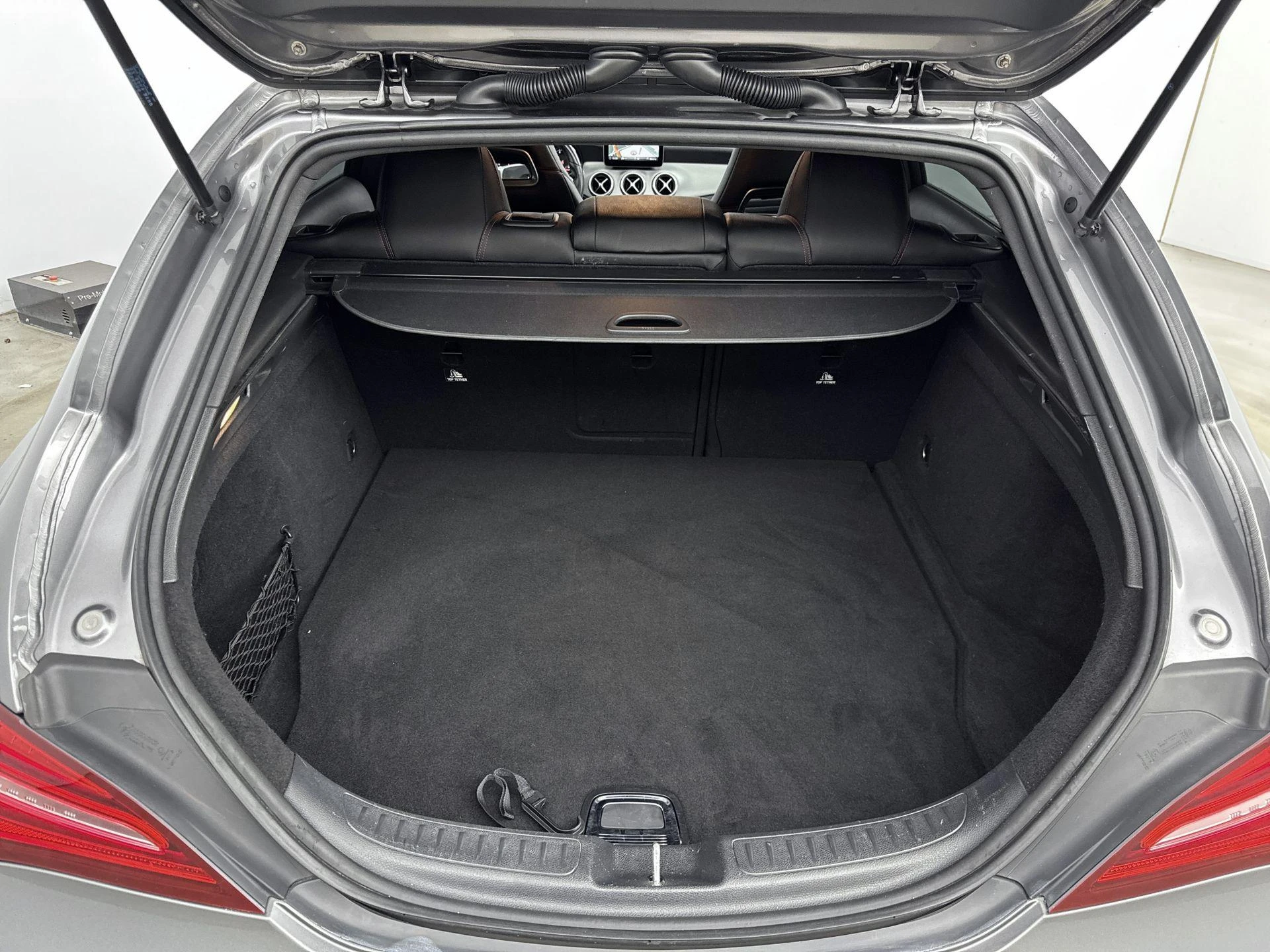 Mercedes-Benz-CLA-image-16