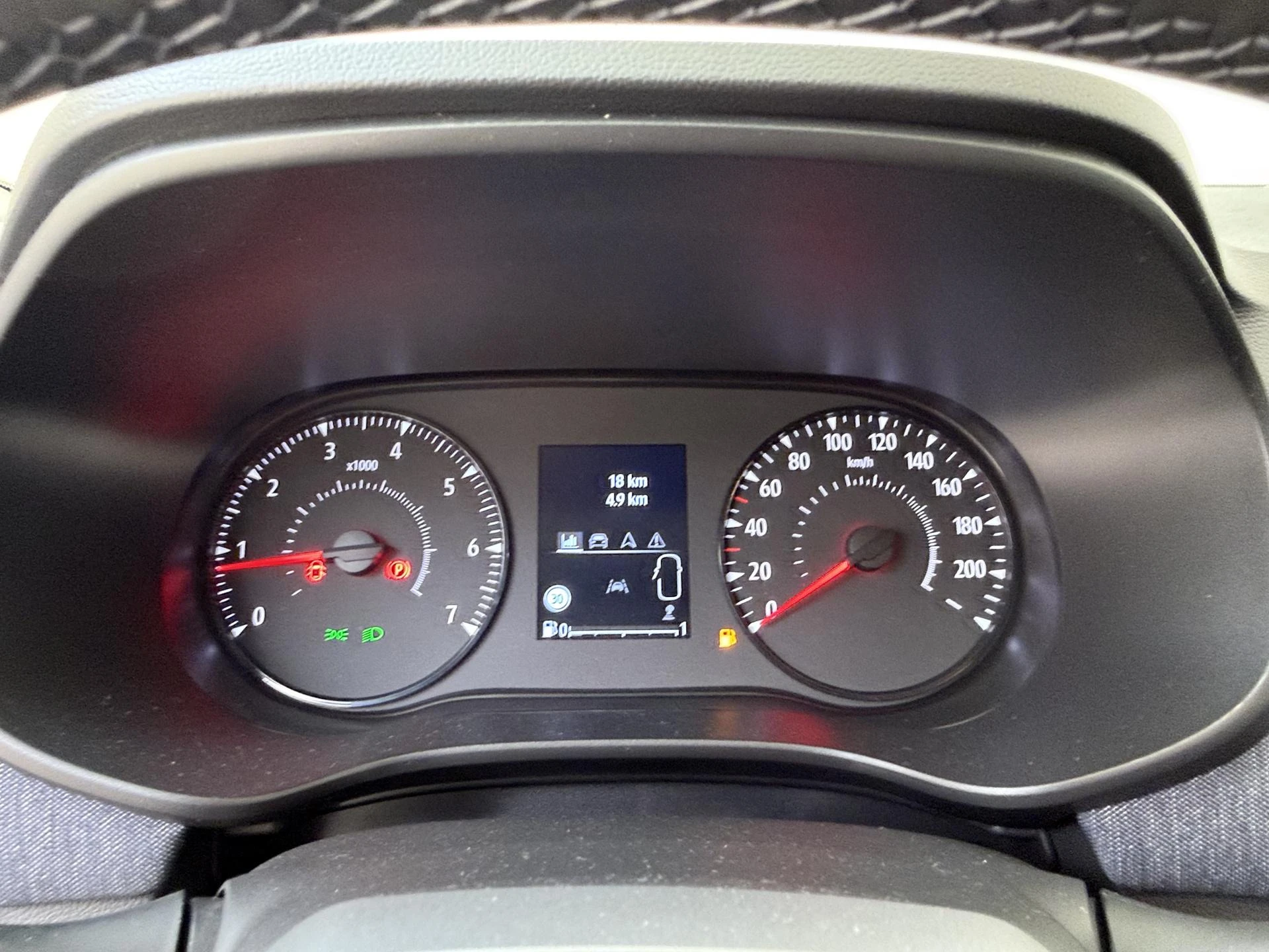 Dacia-Sandero-image-10