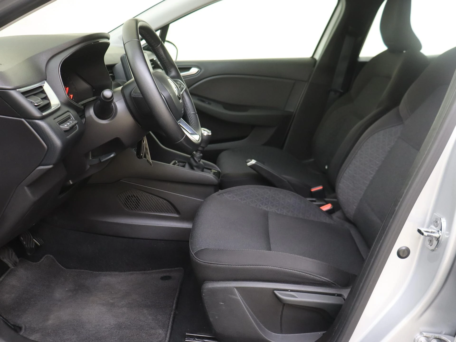 Renault-Clio-image-14