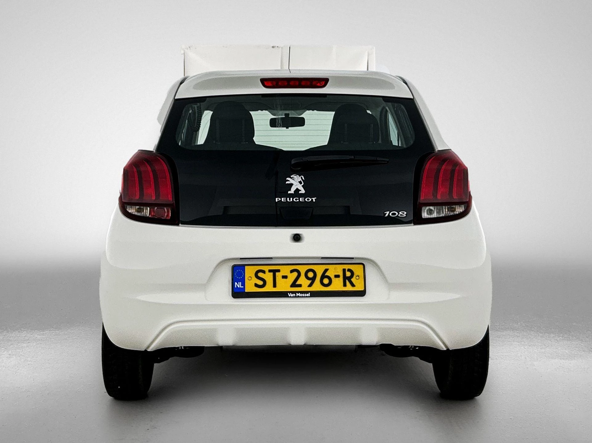 Peugeot-108-image-2