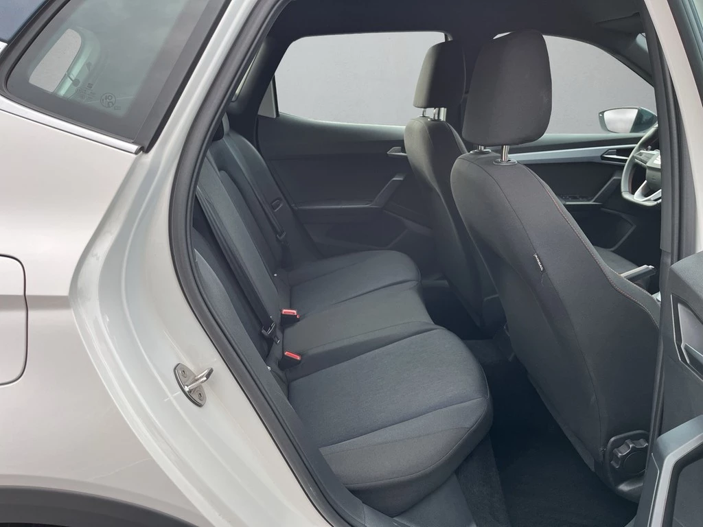 SEAT-Arona-image-11